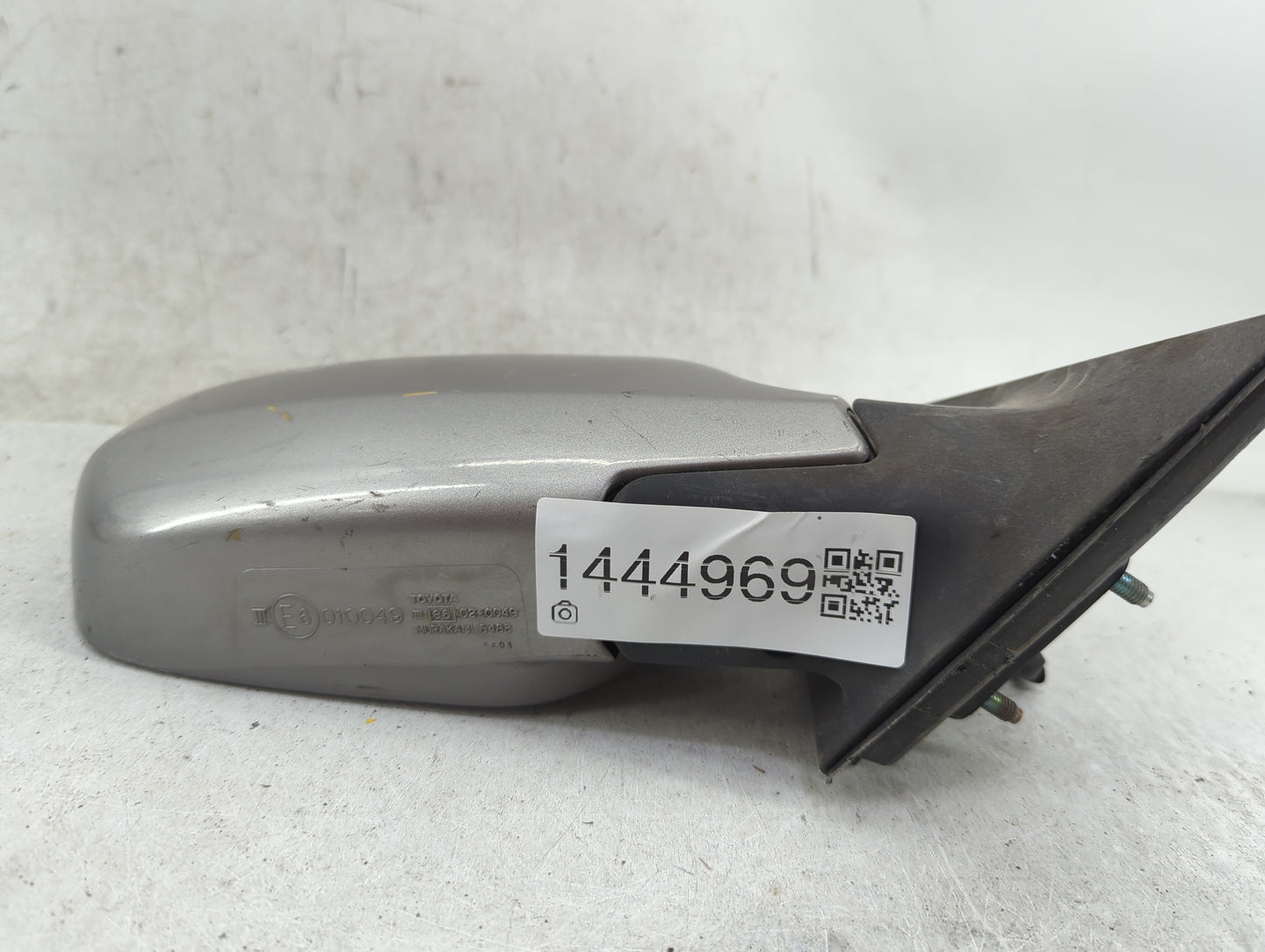 2004-2006 Scion Xb Passenger Side View Mirror - Right Door Mirror OEM Used - Oemusedautoparts1.com