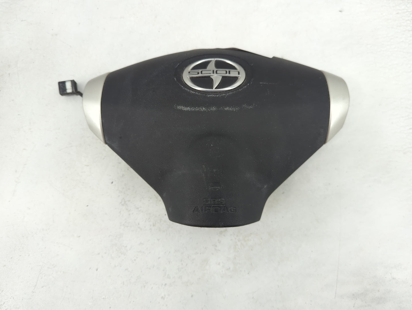 2004-2006 Scion Xb Air Bag Driver Left Steering Wheel Mounted 1466151 - Oemusedautoparts1.com