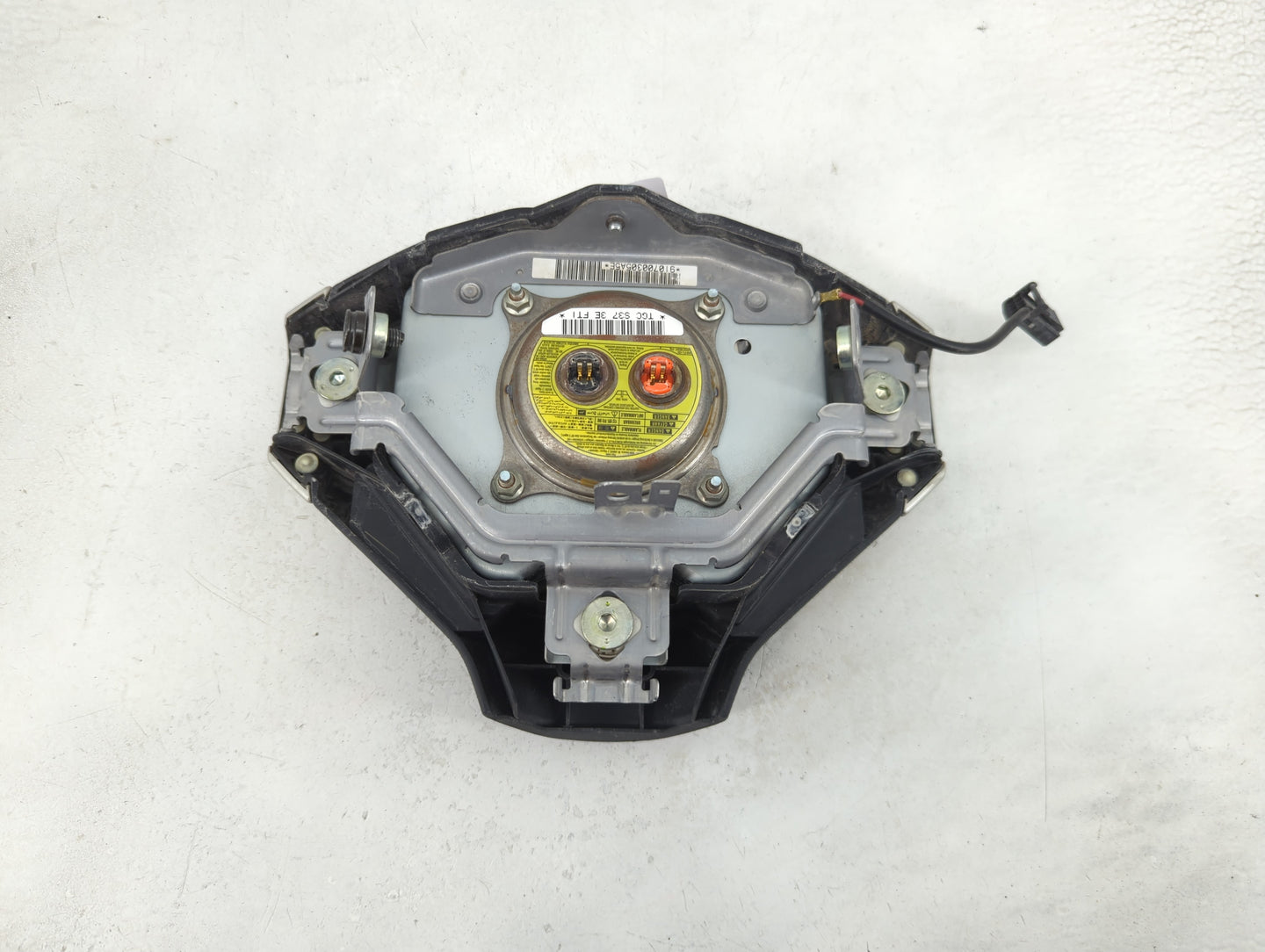 2004-2006 Scion Xb Air Bag Driver Left Steering Wheel Mounted 1466151 - Oemusedautoparts1.com