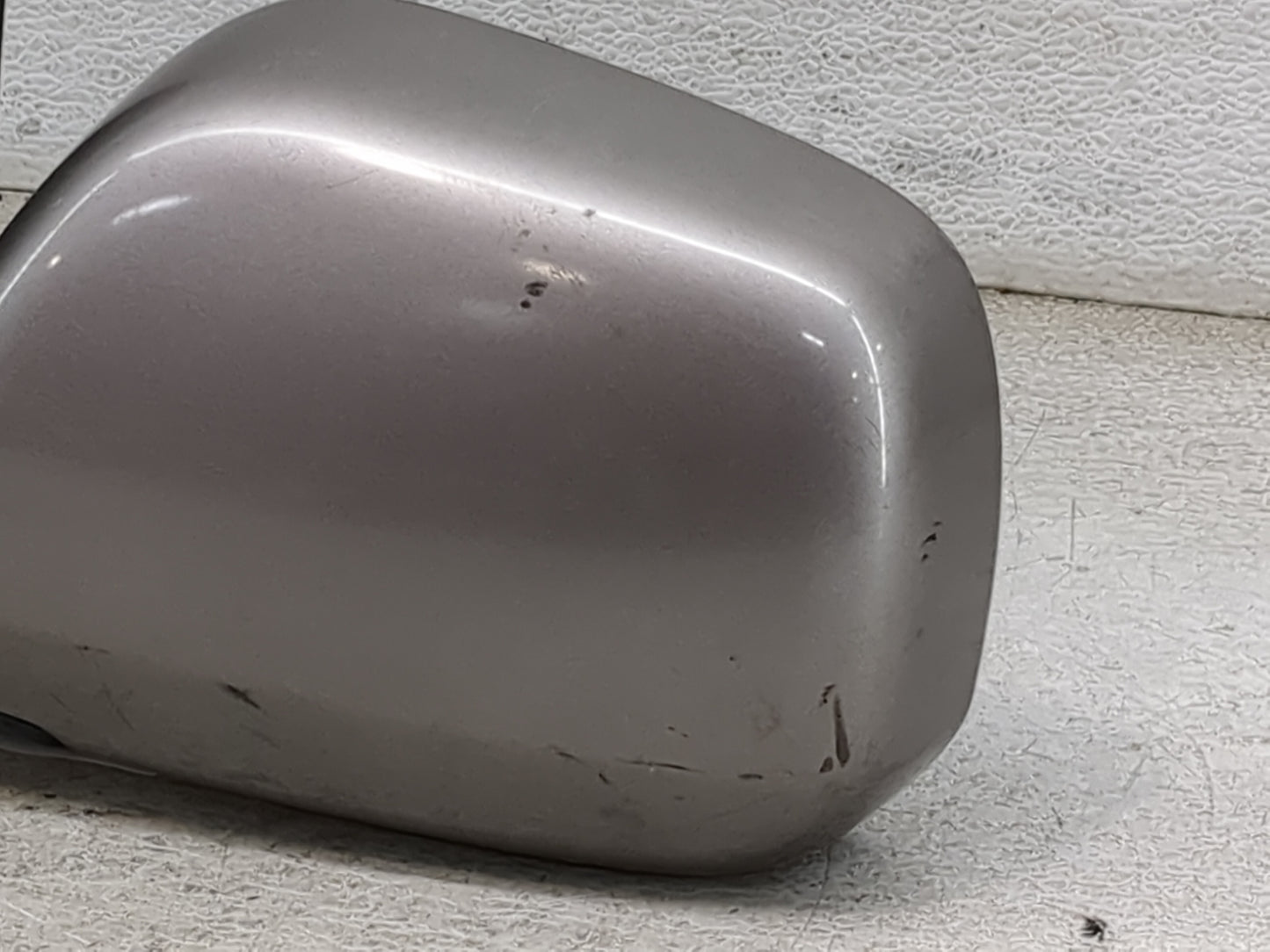 2004-2006 Scion Xb Driver Side View Mirror - Left Door Mirror OEM Used - Oemusedautoparts1.com