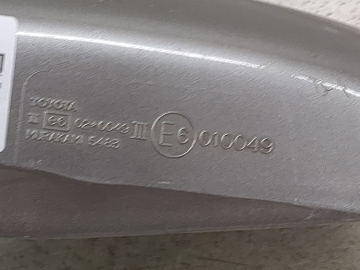 2004-2006 Scion Xb Driver Side View Mirror - Left Door Mirror OEM Used - Oemusedautoparts1.com