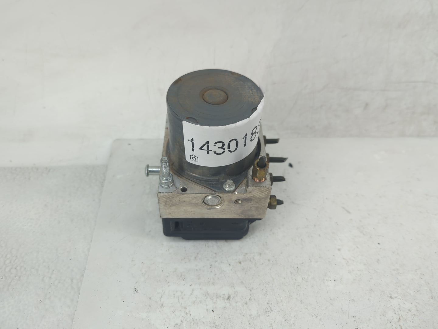 2005 Subaru Forester ABS Pump Control Module Replacement Fits OEM Used Auto Parts - Oemusedautoparts1.com