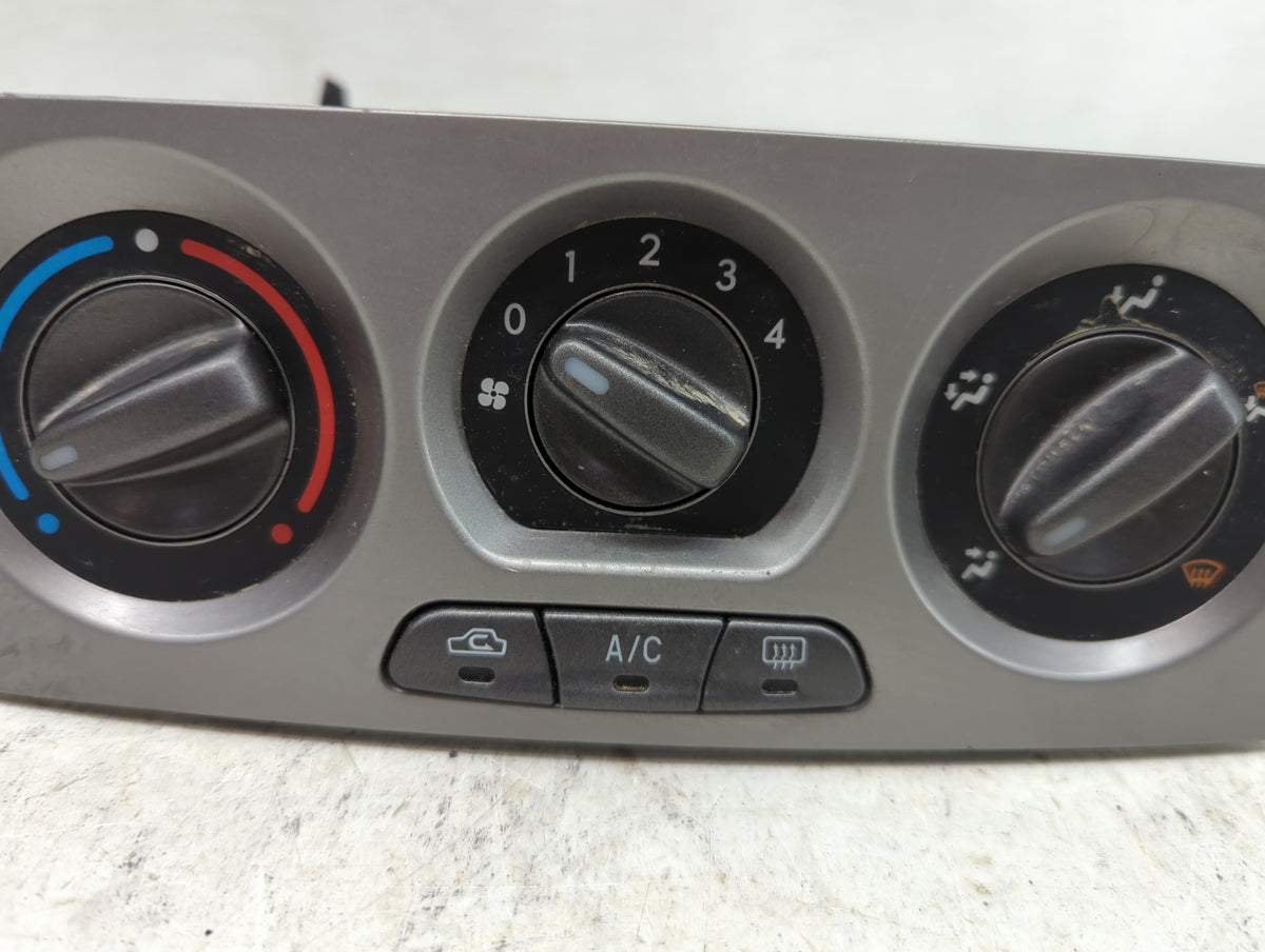 2005 Subaru Forester Climate Control Module Temperature AC/Heater Replacement P/N:72311SA 031 Fits OEM Used Auto Parts - Oem
