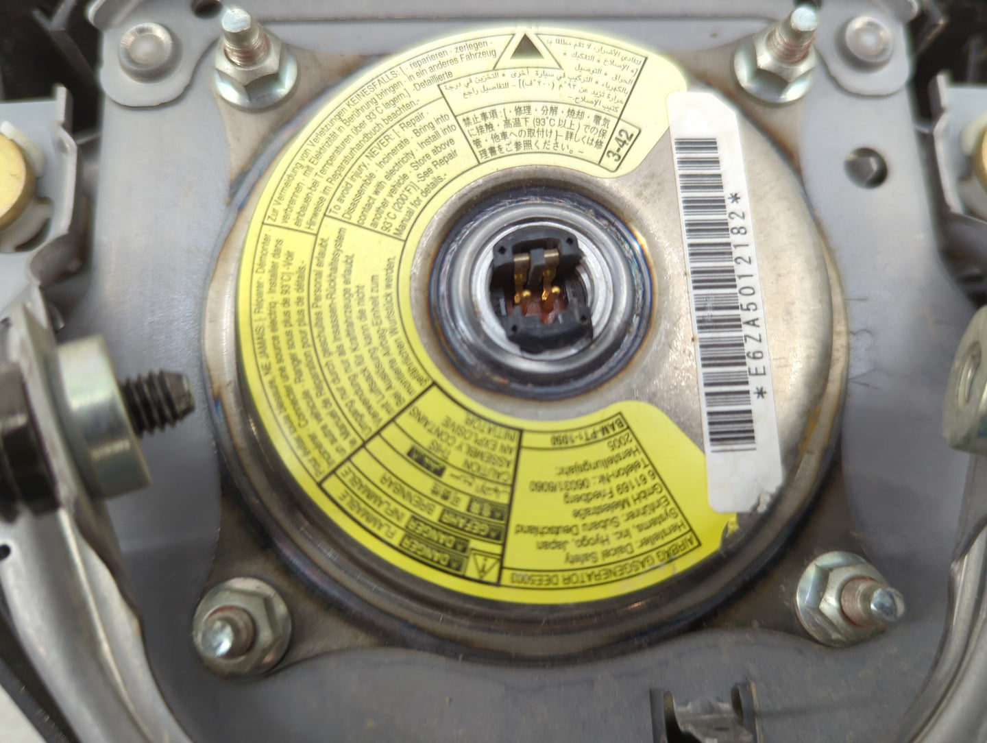 2005 Subaru Forester Air Bag Driver Left Steering Wheel Mounted P/N:E6ZA501218 Fits OEM Used Auto Parts - Oemusedautoparts1.