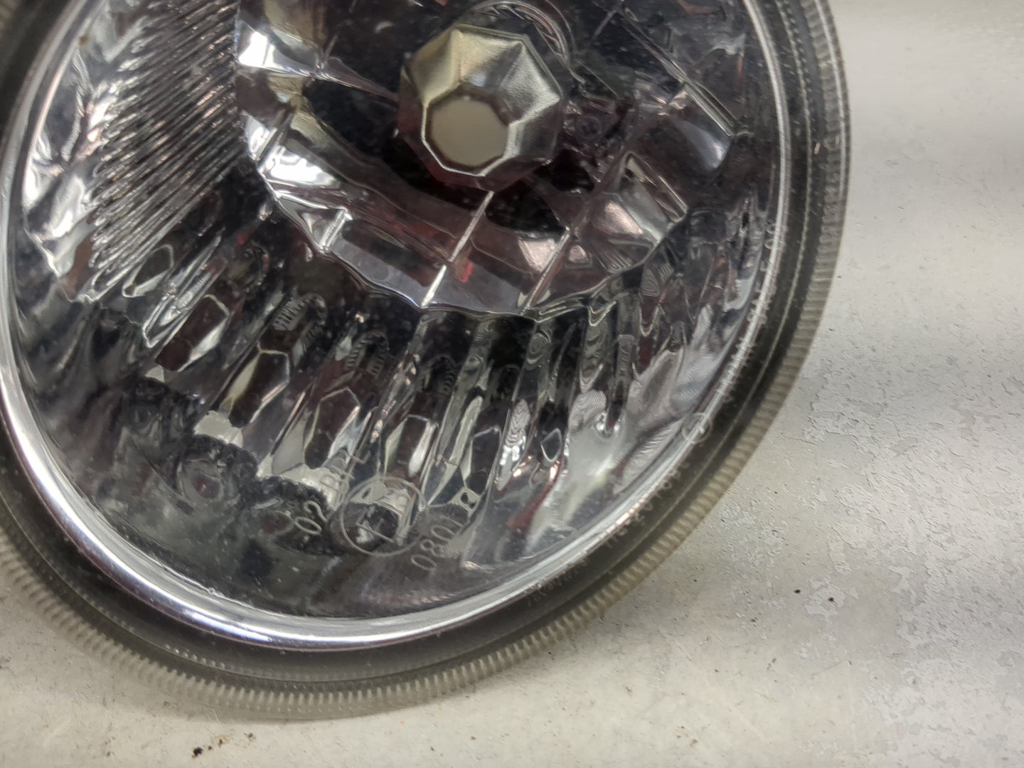 2005 Subaru Forester Driver Left Oem Front Light Lamp Black - Oemusedautoparts1.com