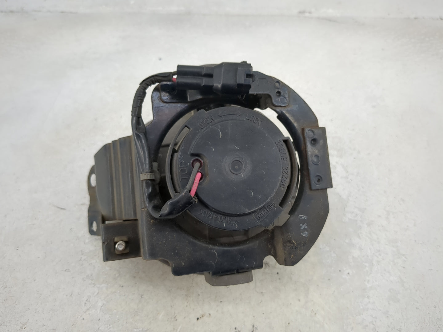 2005 Subaru Forester Driver Left Oem Front Light Lamp Black - Oemusedautoparts1.com
