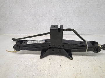 2005 Subaru Forester Spare Scissor Car Jack Black 1513403 - Oemusedautoparts1.com
