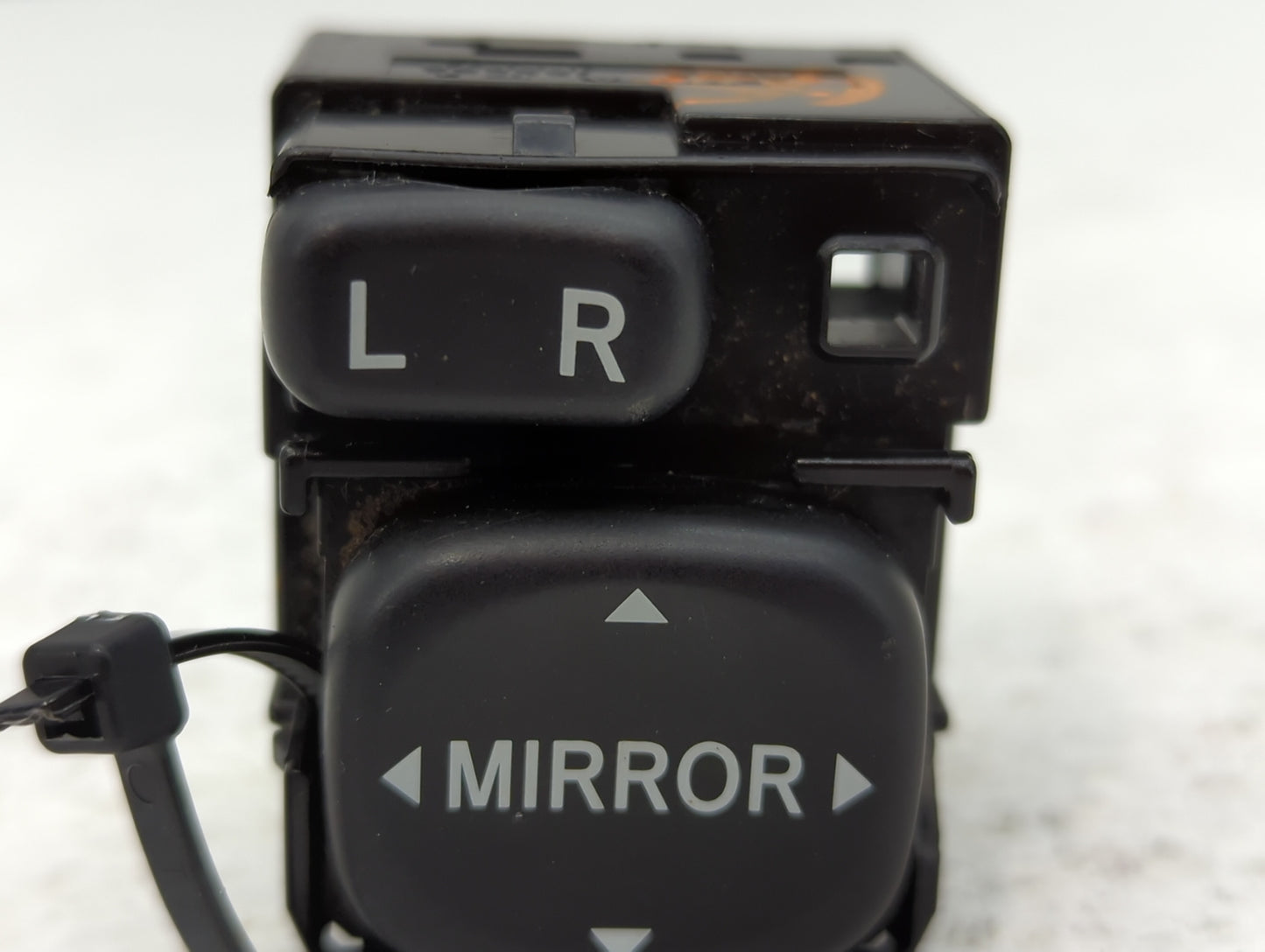 2005 Subaru Forester Master Power Window Switch Replacement Driver Side Left P/N:183606 Fits OEM Used Auto Parts - Oemusedau