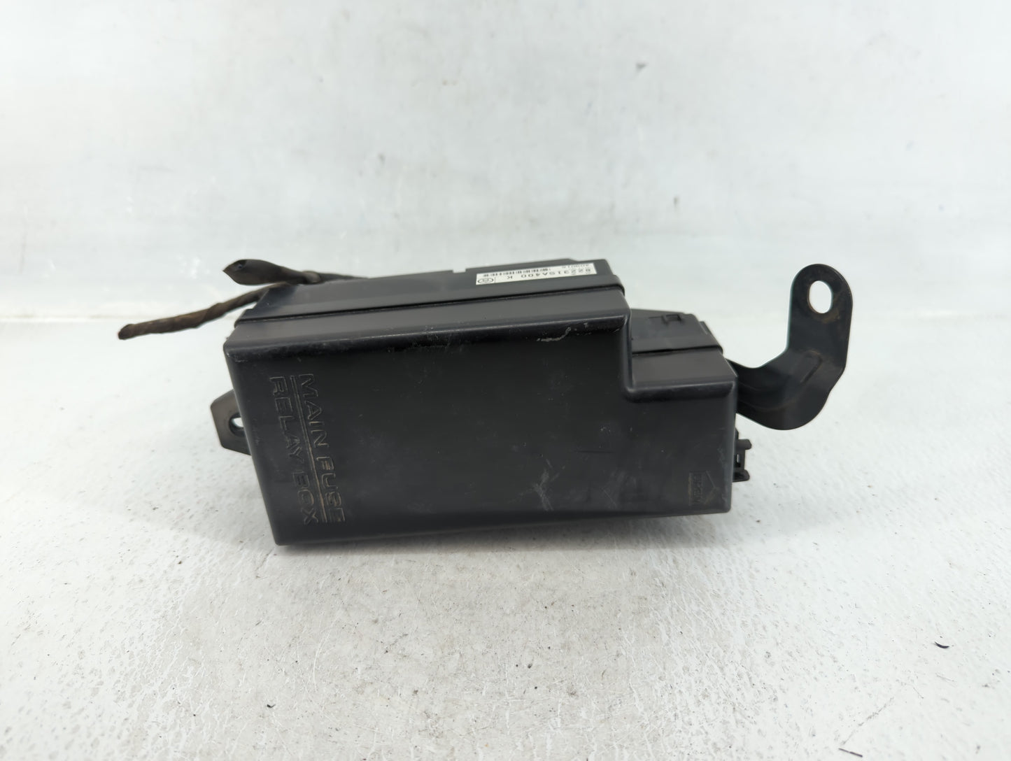 2005 Subaru Forester Fusebox Fuse Box Panel Relay Module P/N:82231SA500 82231SA400 Fits OEM Used Auto Parts - Oemusedautopar