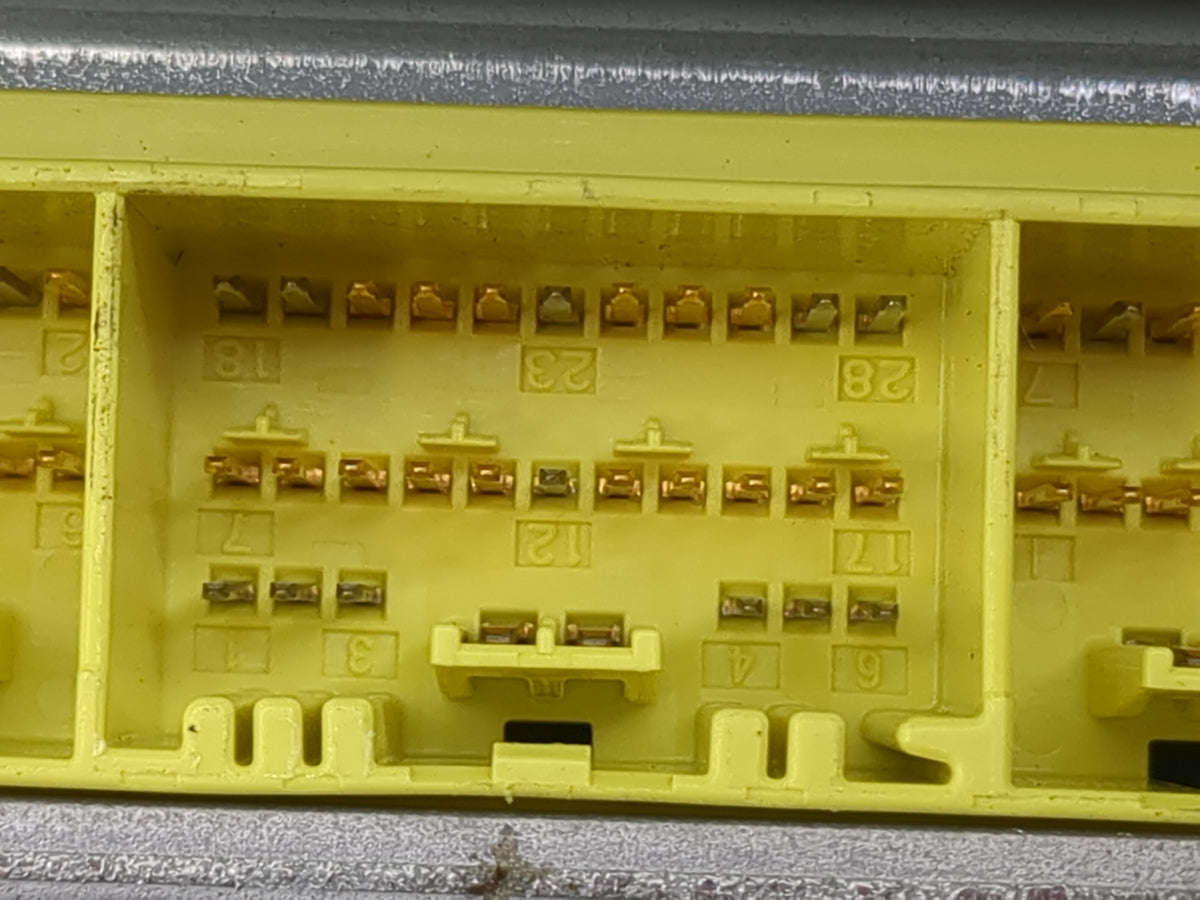 2004-2005 Subaru Impreza Safety Restraint Srs Airbag Control Module 1502487 - Oemusedautoparts1.com