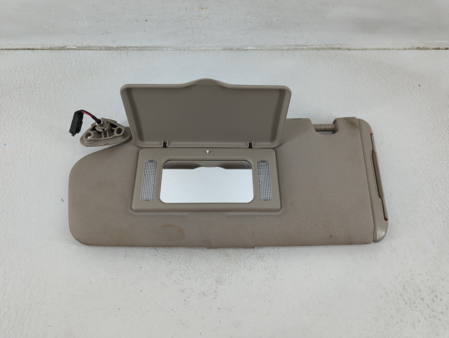 2002-2005 Subaru Legacy Sun Visor Shade Replacement Driver Left Mirror Fits Fits 2002 2003 2004 2005 OEM Used Auto Parts - O
