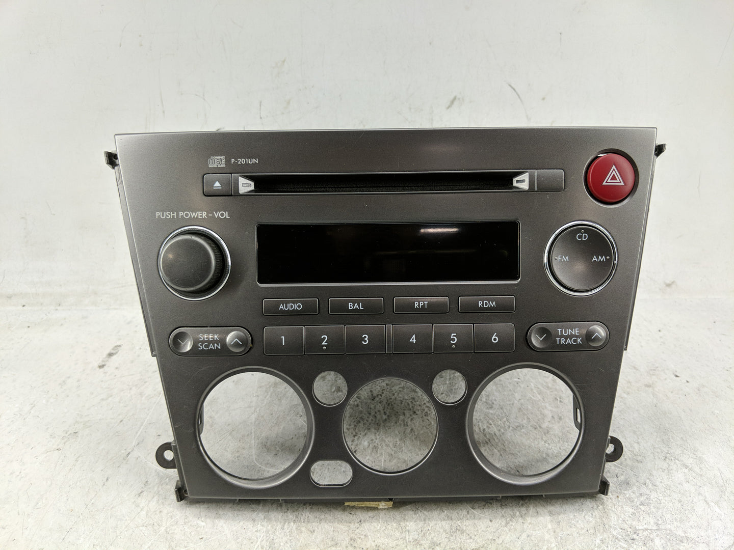 2005-2006 Subaru Legacy Radio AM FM Cd Player Receiver Replacement Fits Fits 2005 2006 OEM Used Auto Parts - Oemusedautopart