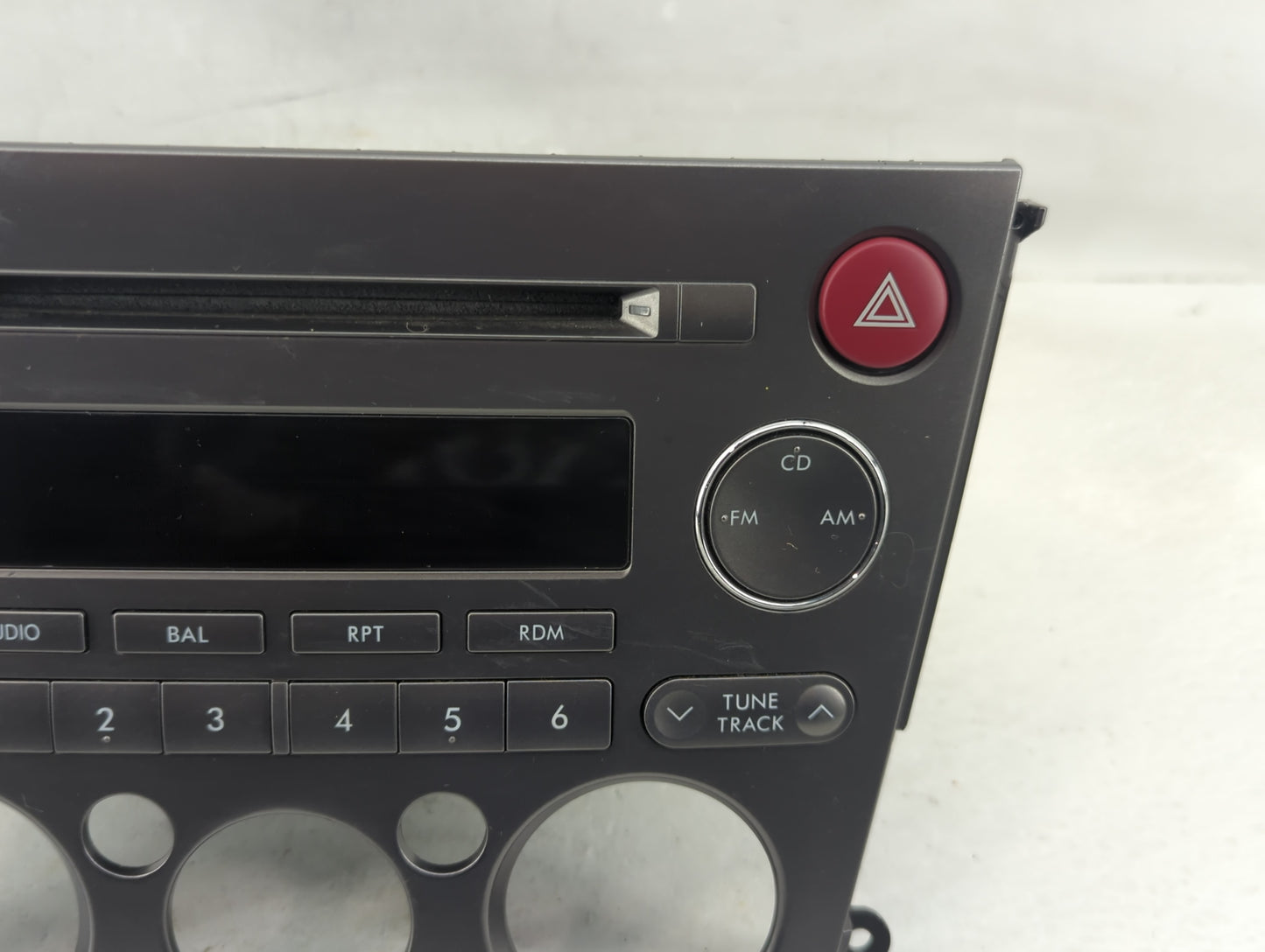 2005-2006 Subaru Legacy Radio AM FM Cd Player Receiver Replacement P/N:86201AG64 Fits Fits 2005 2006 OEM Used Auto Parts - O