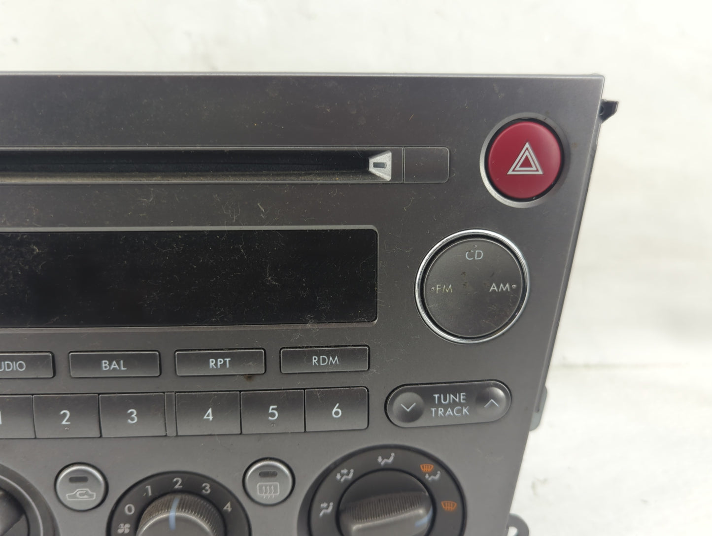 2005-2006 Subaru Legacy Radio AM FM Cd Player Receiver Replacement P/N:86201AG64A Fits Fits 2005 2006 OEM Used Auto Parts - 