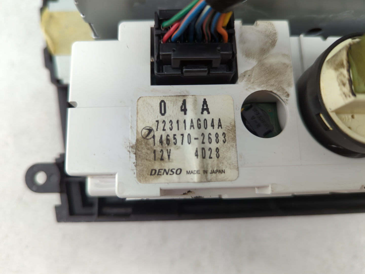 2005-2006 Subaru Legacy Radio AM FM Cd Player Receiver Replacement P/N:146570-2683 72311AG04A Fits Fits 2005 2006 OEM Used A