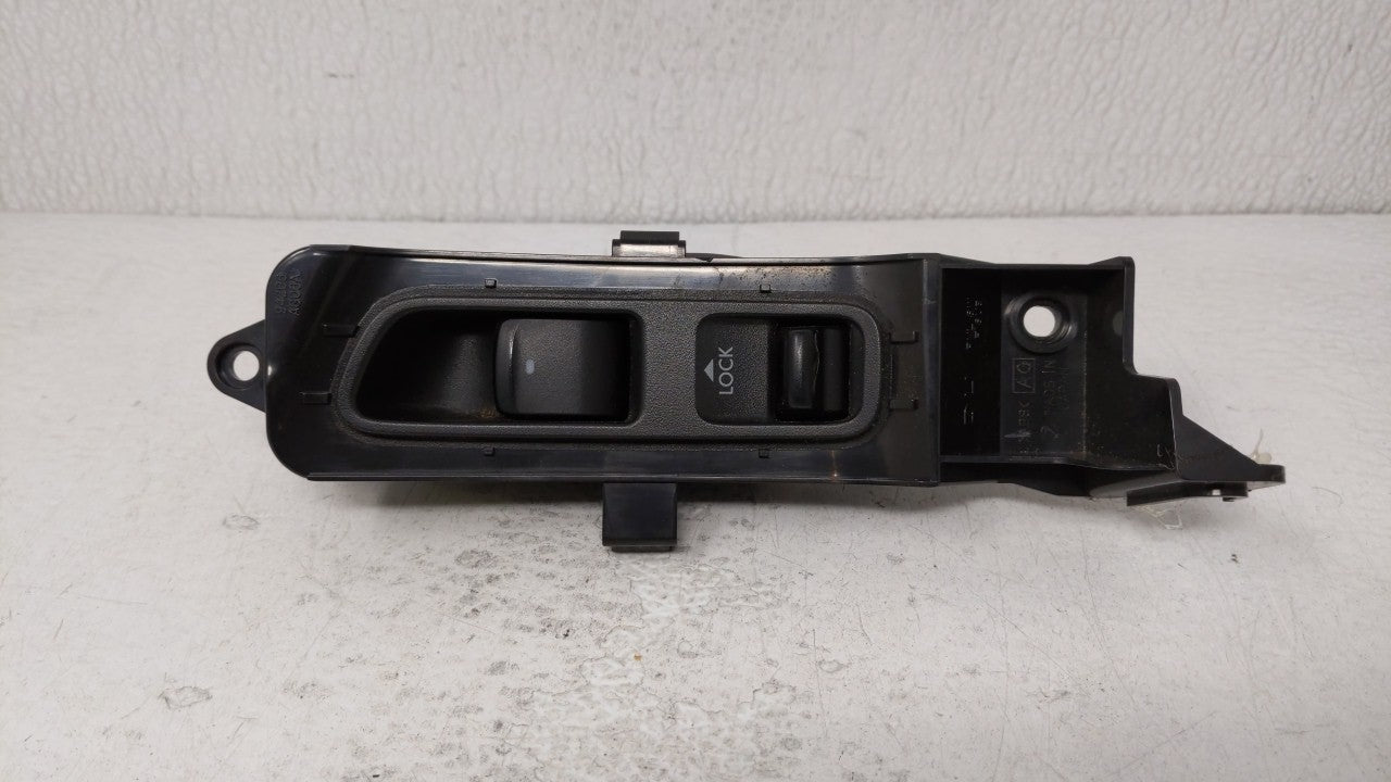 2005 Subaru Legacy Passeneger Right Power Window Switch - Oemusedautoparts1.com