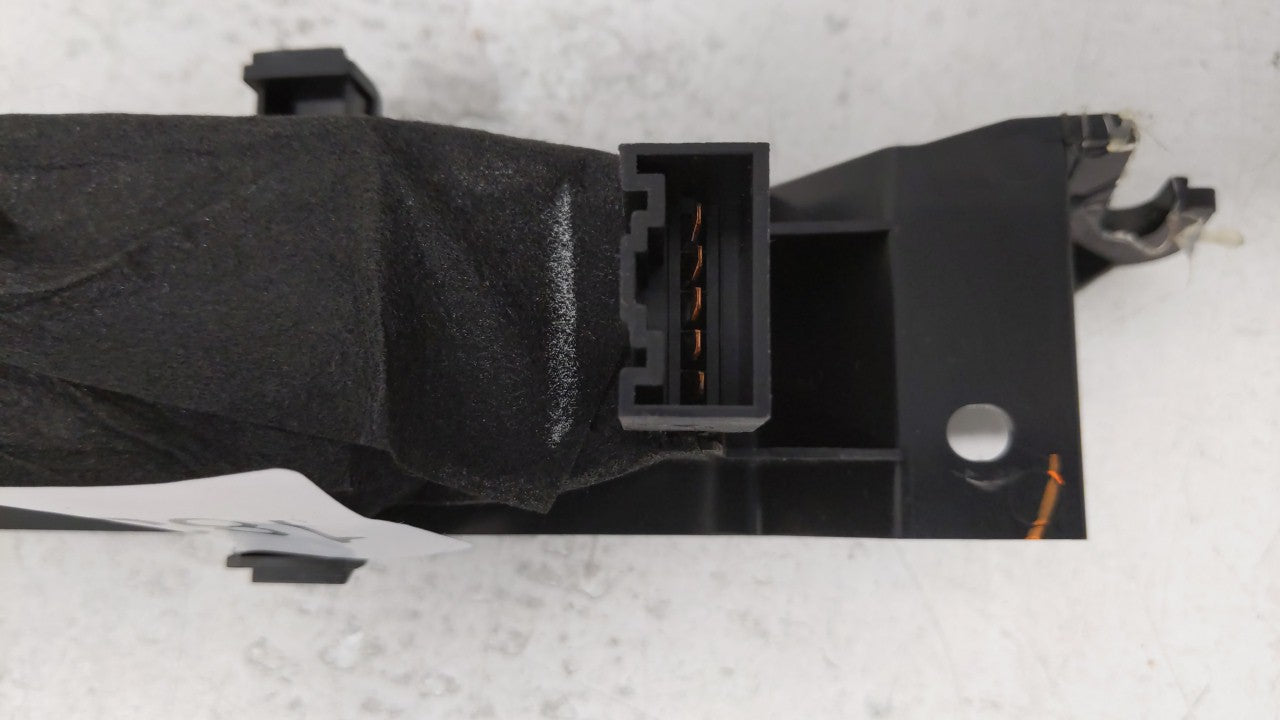 2005 Subaru Legacy Passeneger Right Power Window Switch - Oemusedautoparts1.com