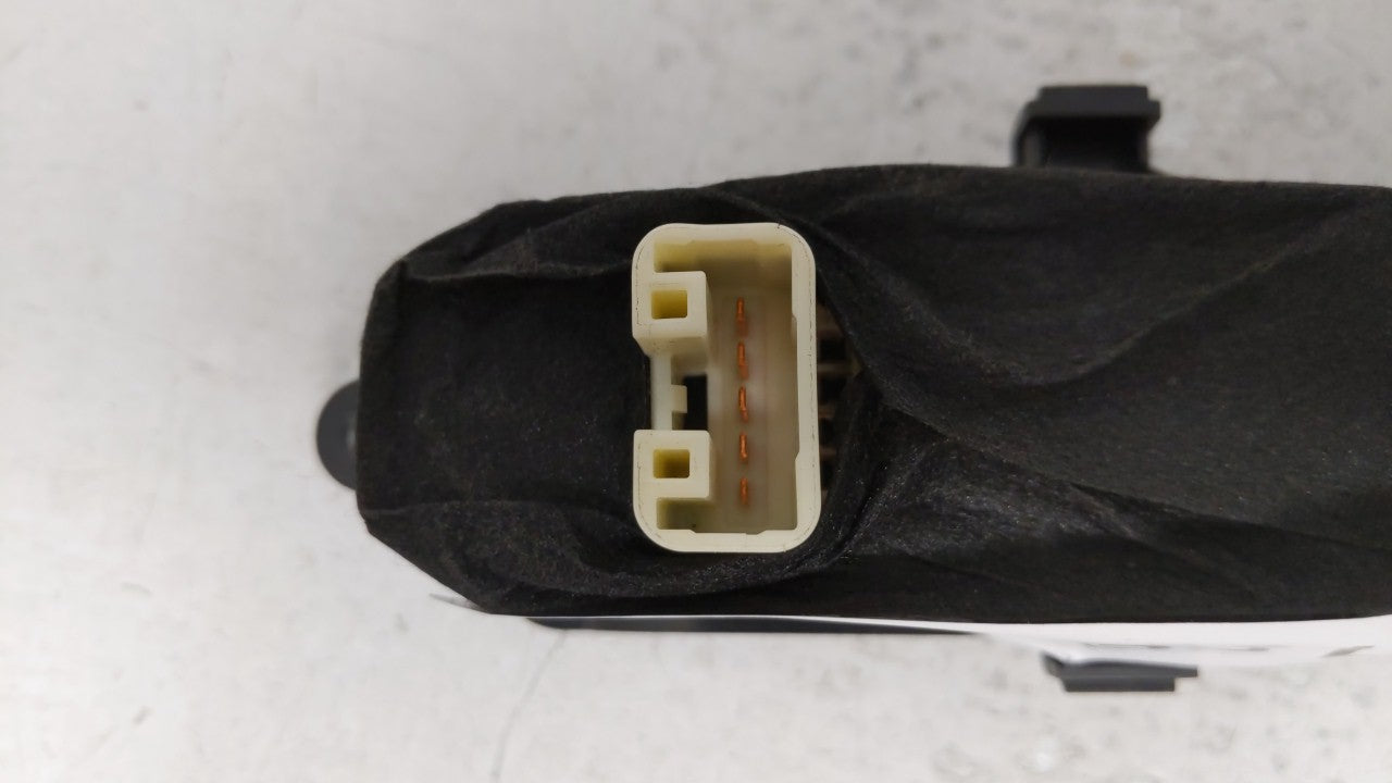 2005 Subaru Legacy Passeneger Right Power Window Switch - Oemusedautoparts1.com