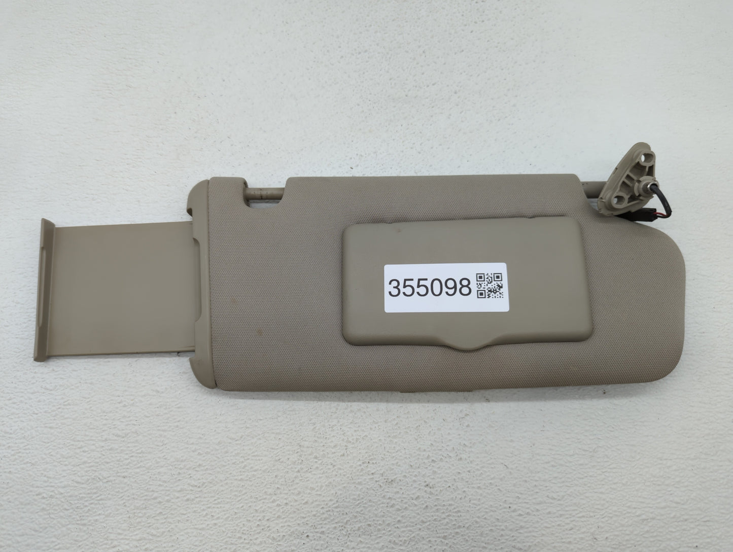 2002-2005 Subaru Legacy Sun Visor Shade Replacement Passenger Right Mirror Fits Fits 2002 2003 2004 2005 OEM Used Auto Parts