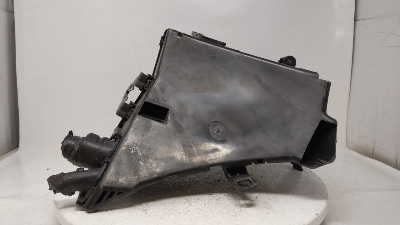 2005 Subaru Legacy Fusebox Fuse Box Panel Relay Module Fits OEM Used Auto Parts - Oemusedautoparts1.com