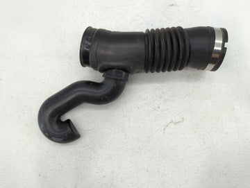 2005 Subaru Legacy Air Cleaner Intake Duct Hose Tube Black - Oemusedautoparts1.com