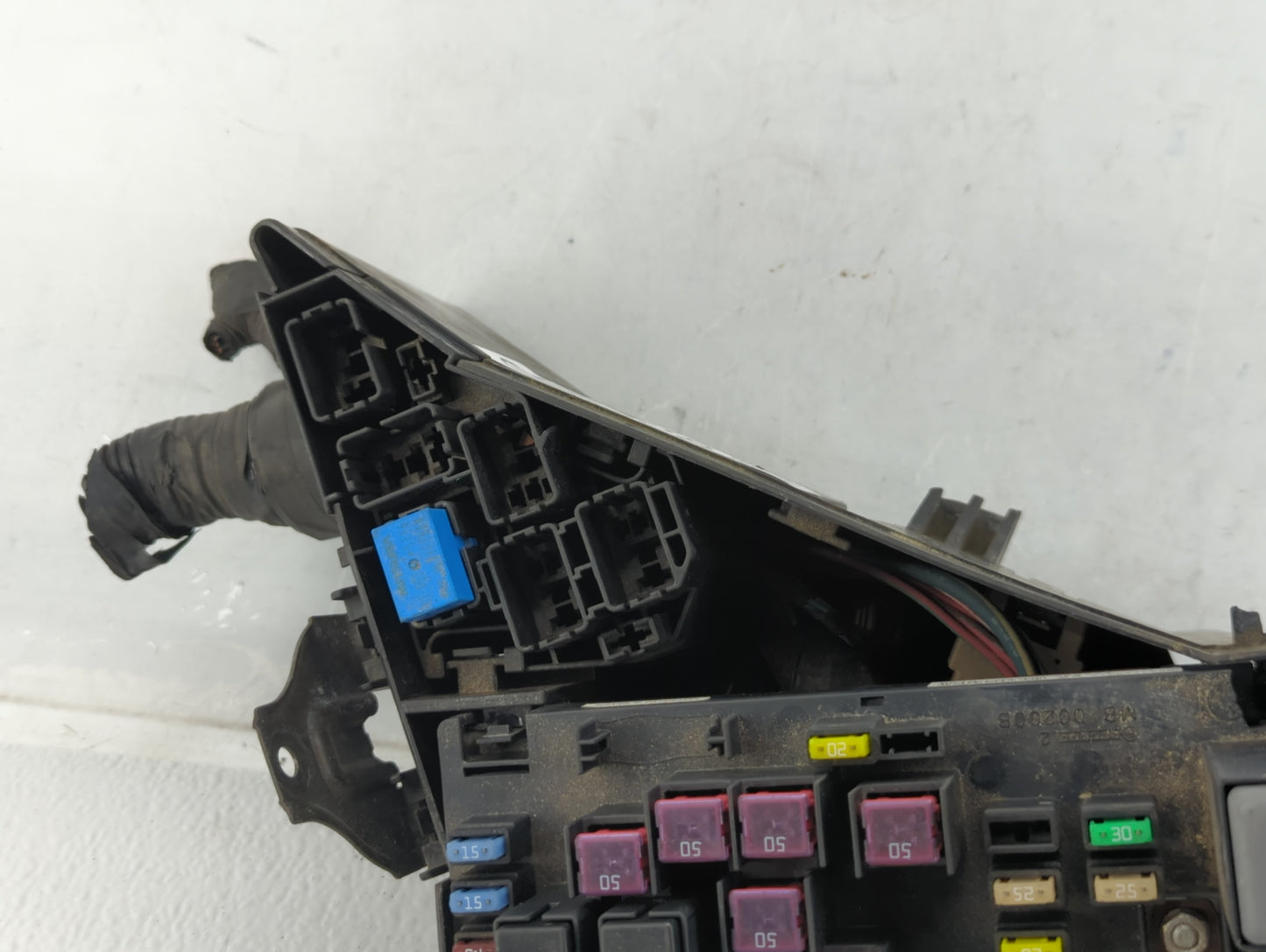 2005 Subaru Legacy Fusebox Fuse Box Panel Relay Module P/N:50129A 82241AG01A Fits OEM Used Auto Parts - Oemusedautoparts1.co