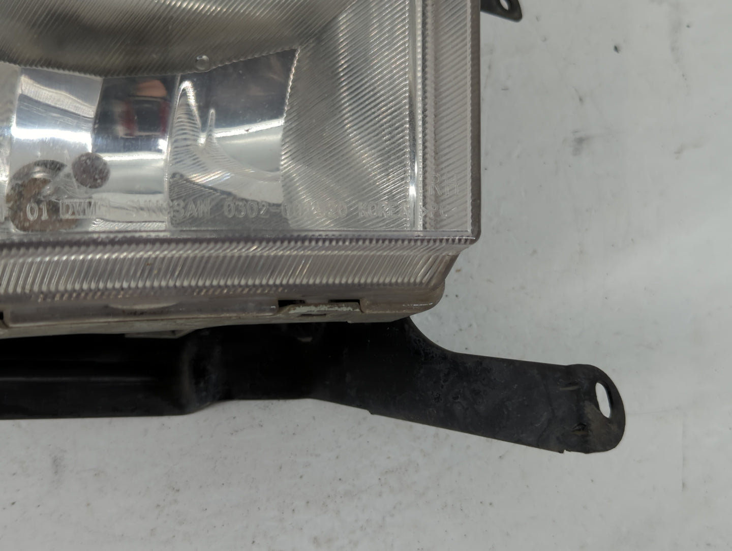 2004-2008 Suzuki Forenza Passenger Right Oem Front Light Lamp - Oemusedautoparts1.com