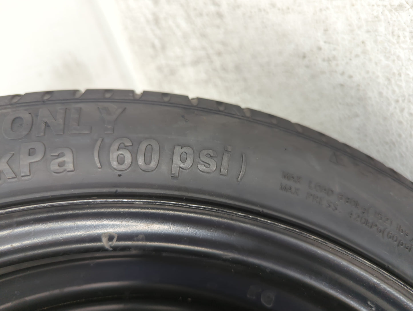 2004-2008 Suzuki Forenza Spare Donut Tire Wheel Rim Oem - Oemusedautoparts1.com