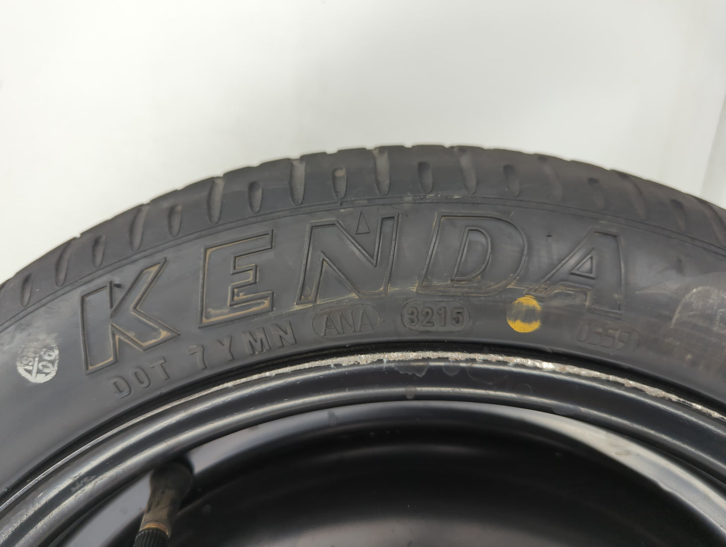 2004-2008 Suzuki Forenza Spare Donut Tire Wheel Rim Oem - Oemusedautoparts1.com