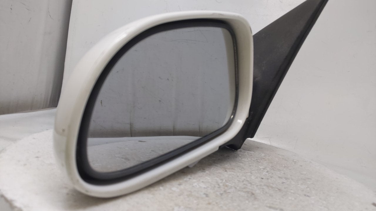 2005-2008 Suzuki Reno Driver Side View Mirror - Left Door Mirror OEM Used - Oemusedautoparts1.com
