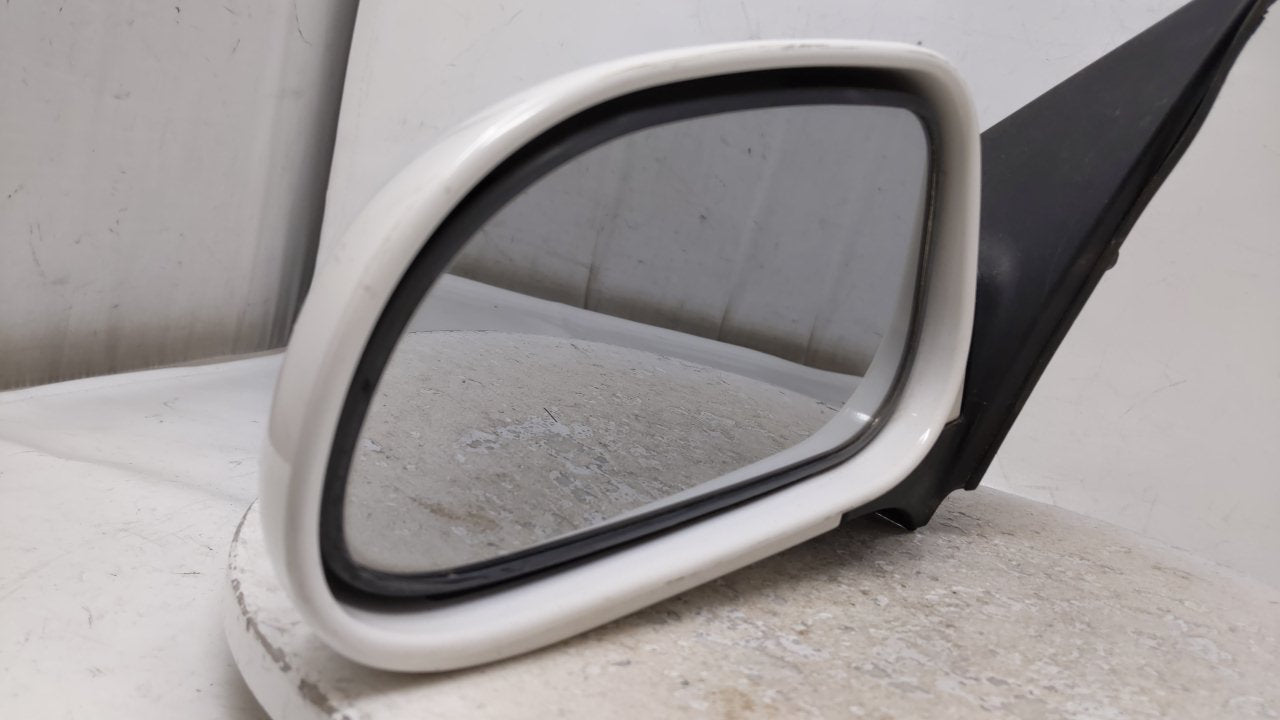 2005-2008 Suzuki Reno Driver Side View Mirror - Left Door Mirror OEM Used - Oemusedautoparts1.com