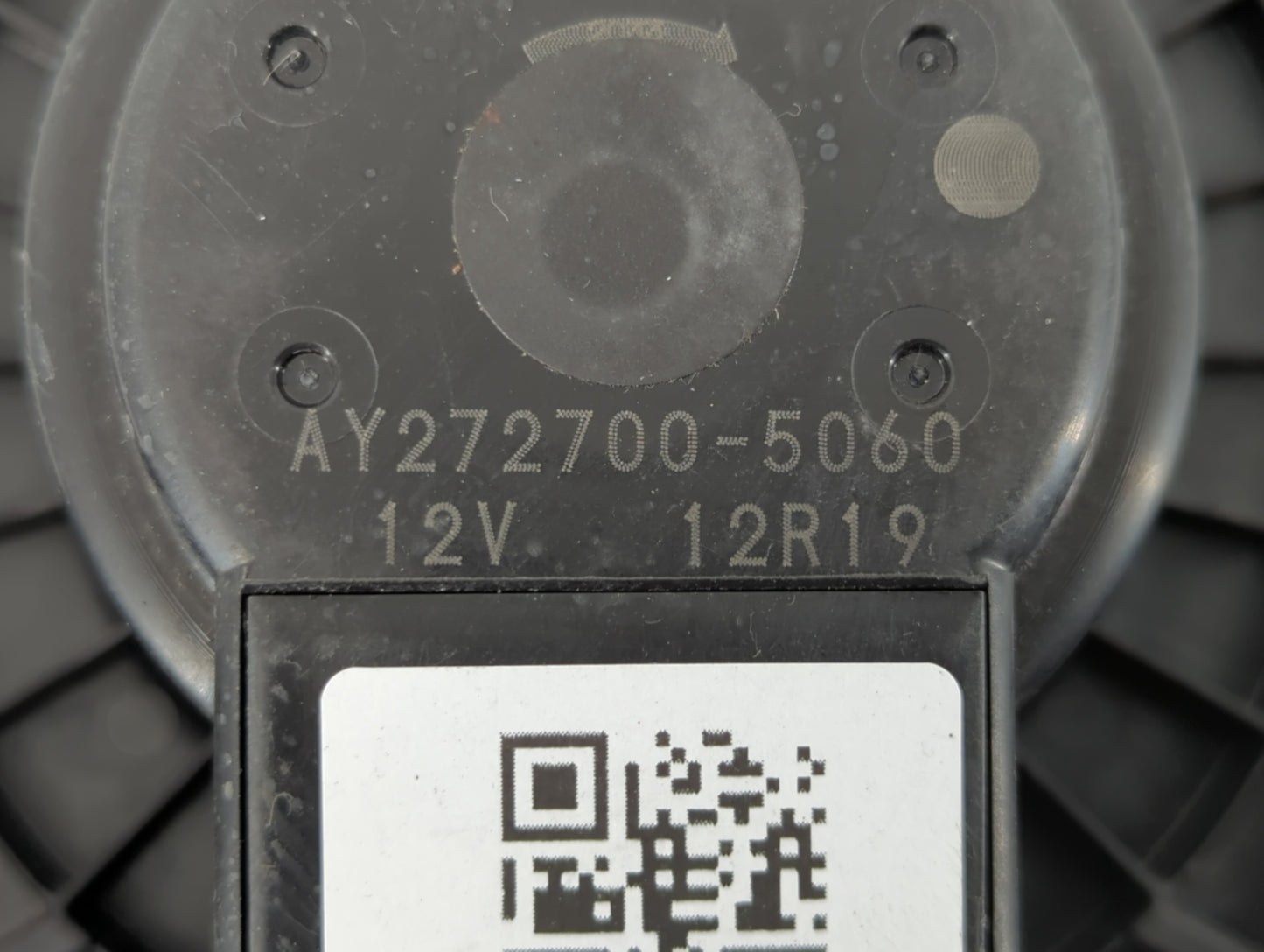 2004 Suzuki Vitara Rear Heater AC Blower Motor P/N:AY272700-5060 Fits Fits 2005 2006 OEM Used Auto Parts - Oemusedautoparts1