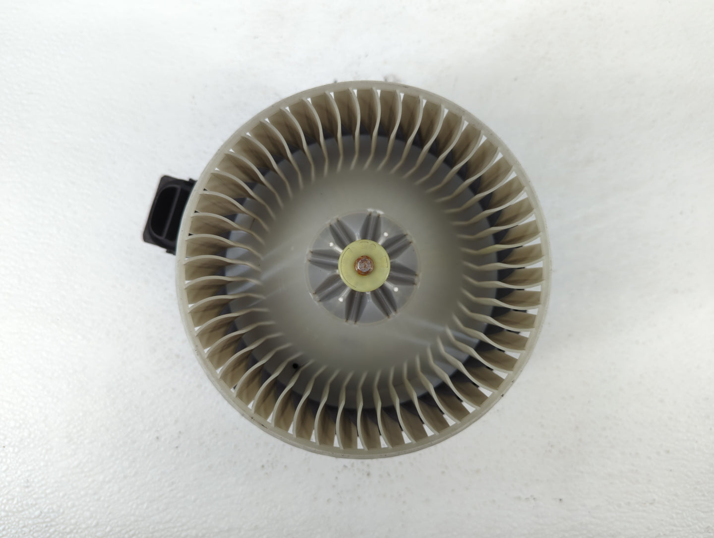 2004 Suzuki Vitara Rear Heater AC Blower Motor P/N:AY272700-5060 Fits Fits 2005 2006 OEM Used Auto Parts - Oemusedautoparts1