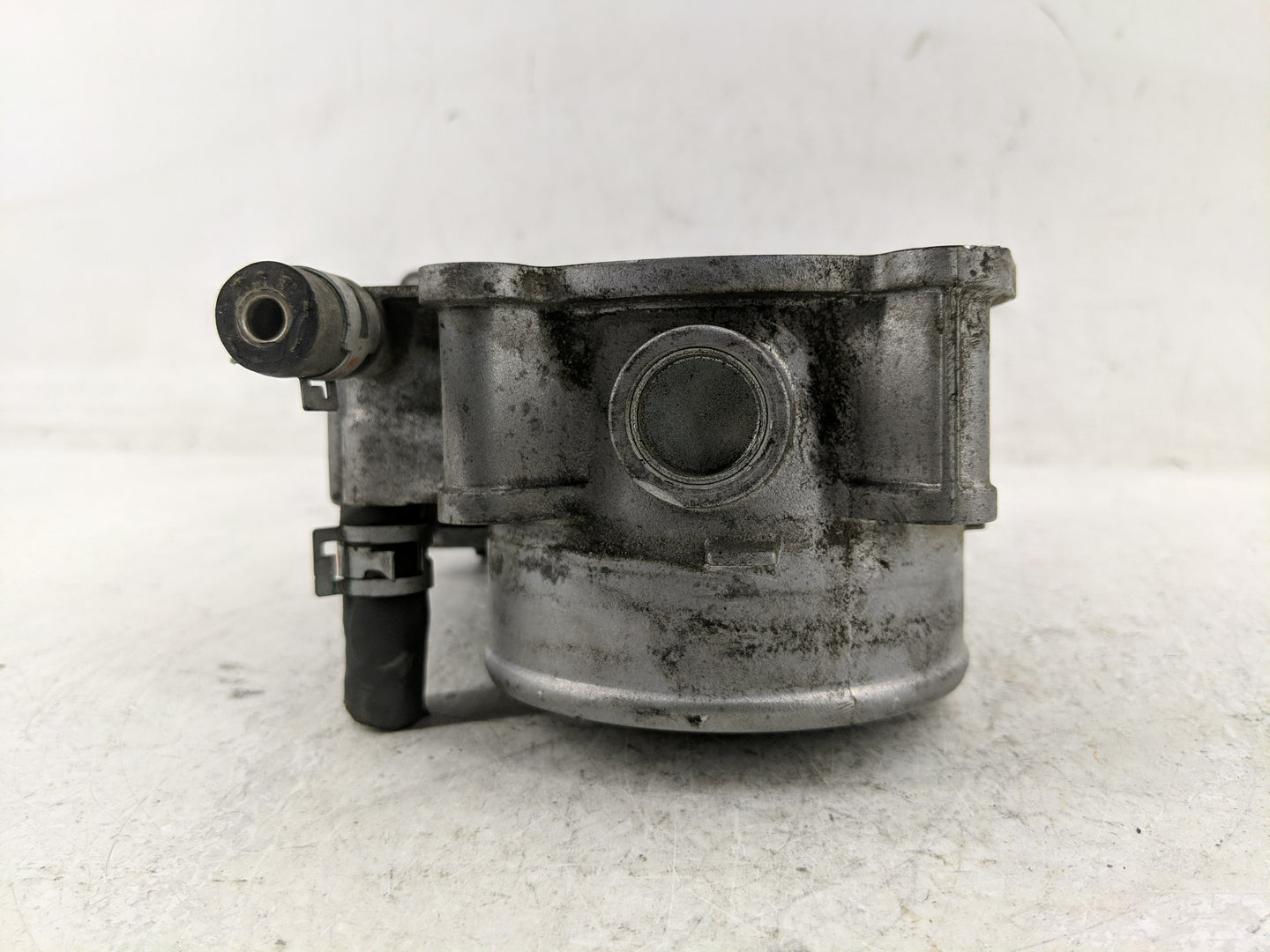 2005-2009 Toyota 4runner Throttle Body P/N:22030-50200 Fits Fits 2005 2006 2007 2008 2009 OEM Used Auto Parts - Oemusedautop