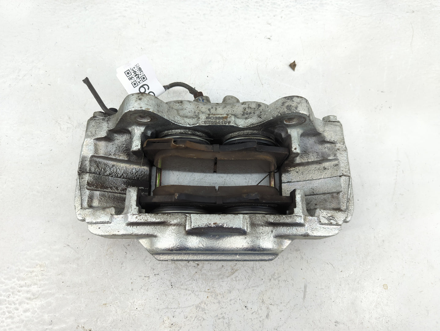 2003-2009 Toyota 4runner Front Passenger Right Brake Caliper - Oemusedautoparts1.com