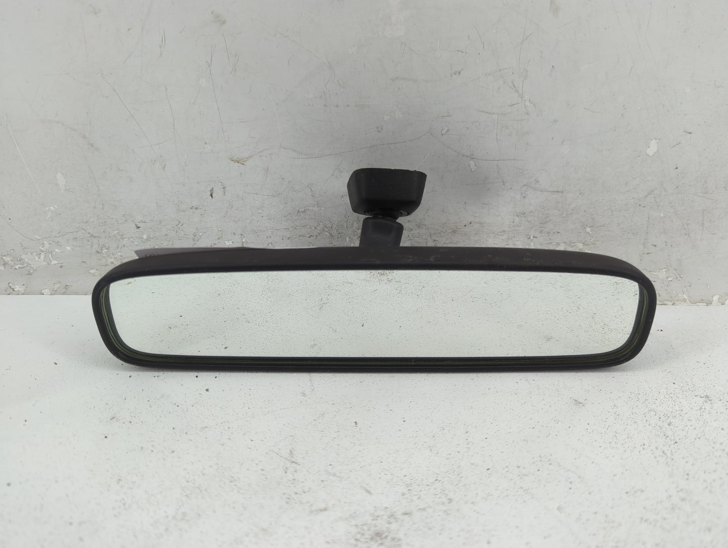 2005 Toyota 4runner Interior Rear View Mirror Replacement OEM P/N:E4022198 Fits OEM Used Auto Parts - Oemusedautoparts1.com