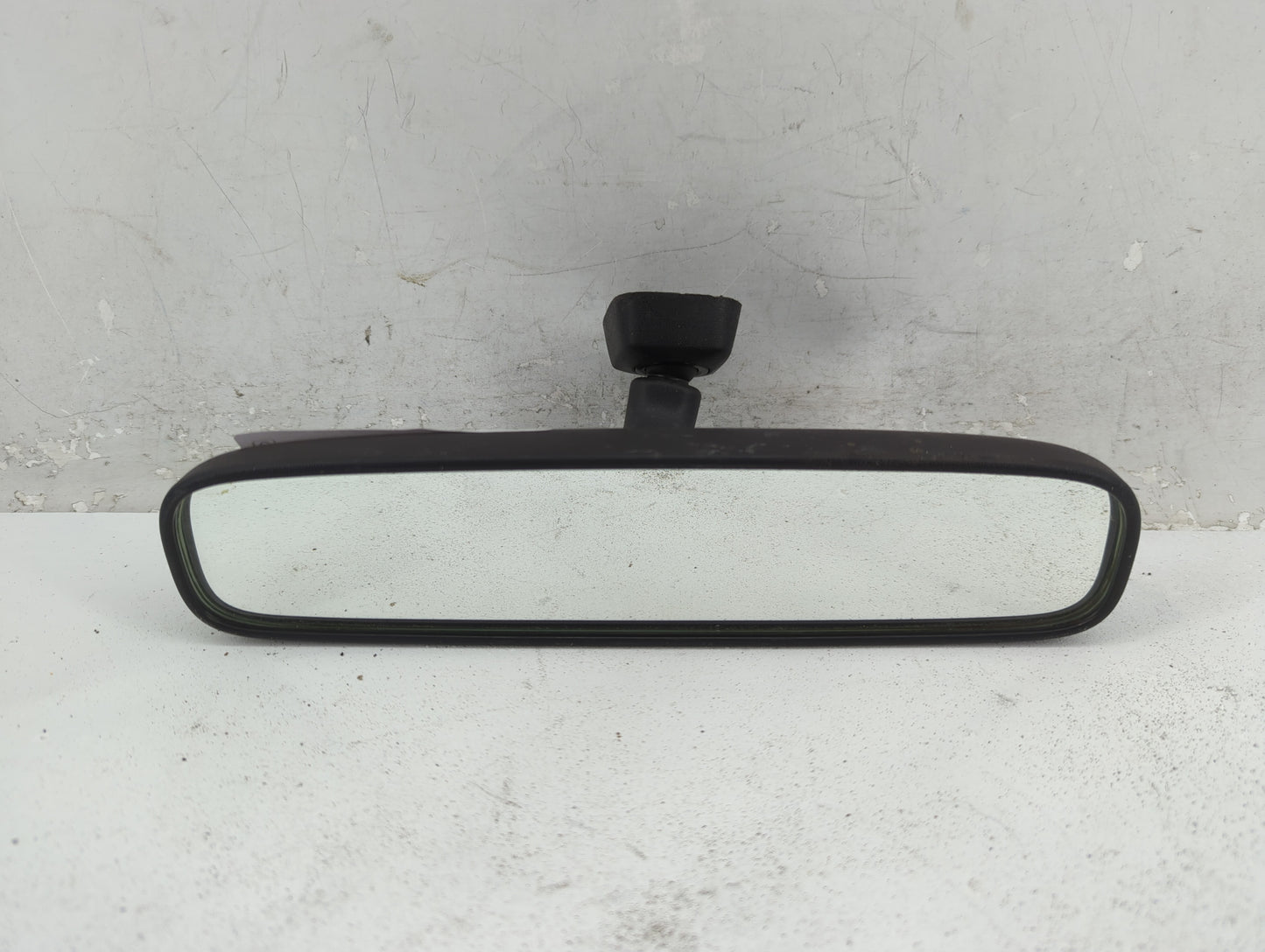 2005 Toyota 4runner Interior Rear View Mirror Replacement OEM P/N:E4022198 Fits OEM Used Auto Parts - Oemusedautoparts1.com