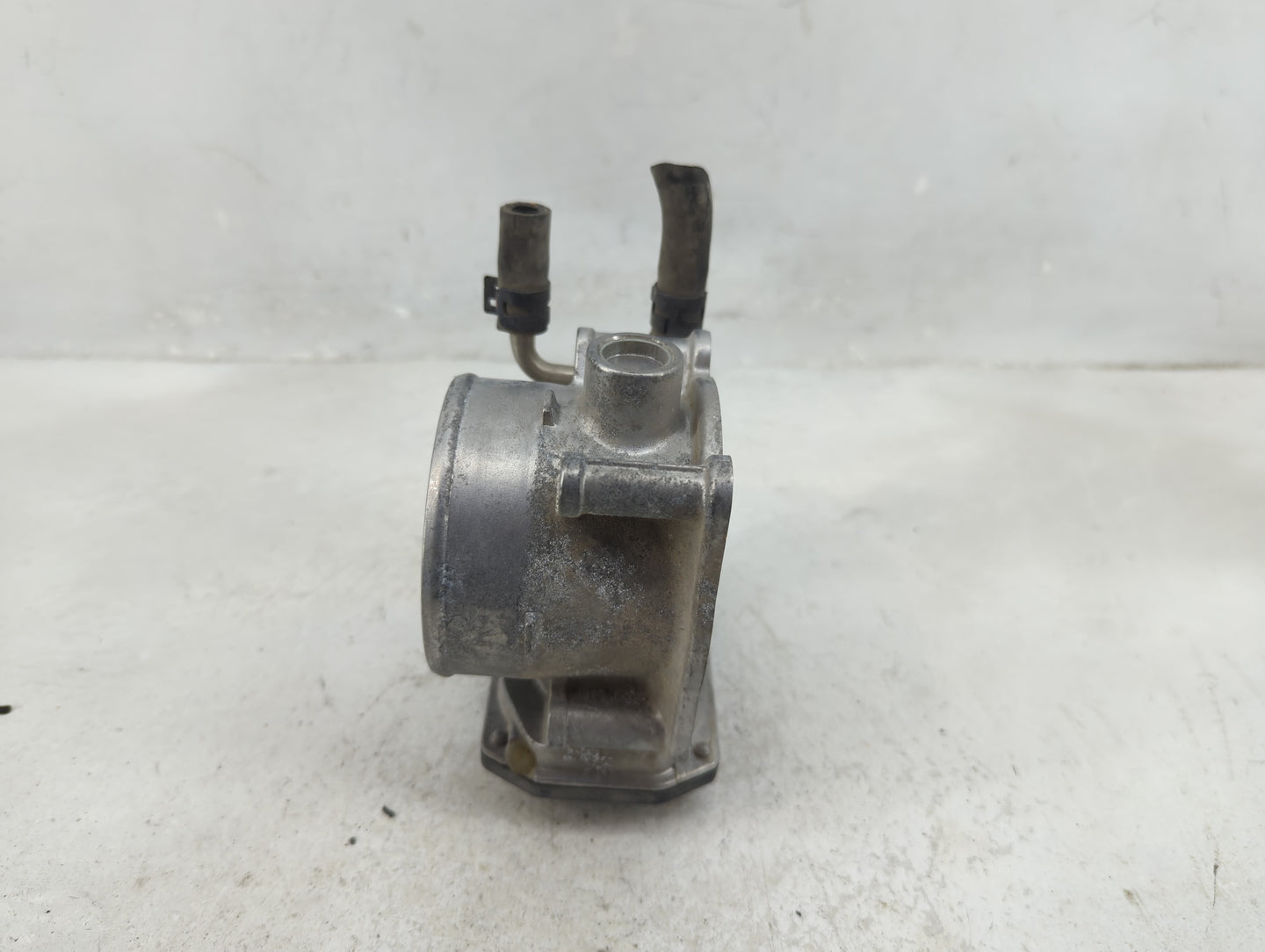 2005-2018 Toyota Avalon Throttle Body P/N:22030-31030 Fits OEM Used Auto Parts - Oemusedautoparts1.com