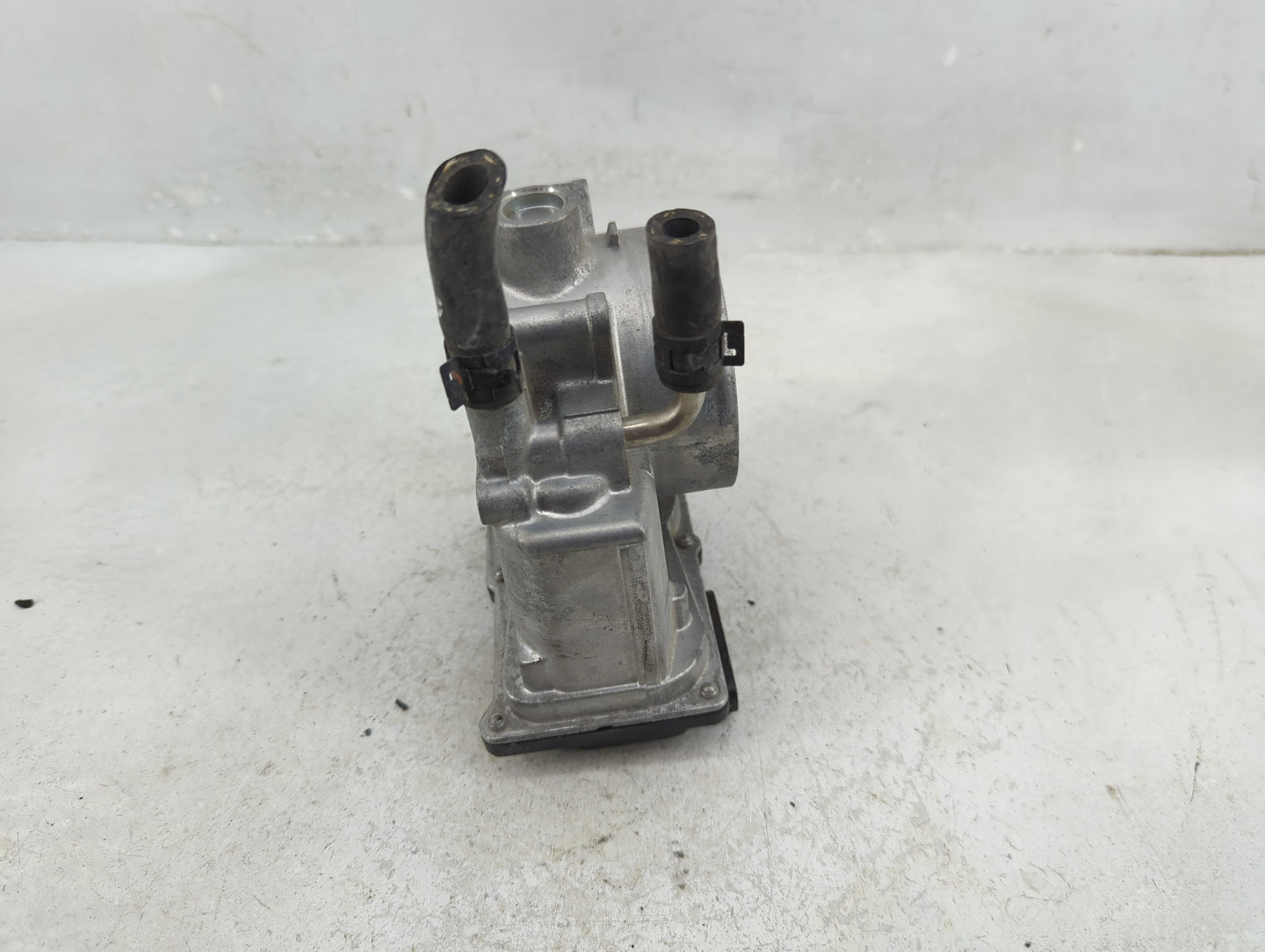 2005-2018 Toyota Avalon Throttle Body P/N:22030-31030 Fits OEM Used Auto Parts - Oemusedautoparts1.com