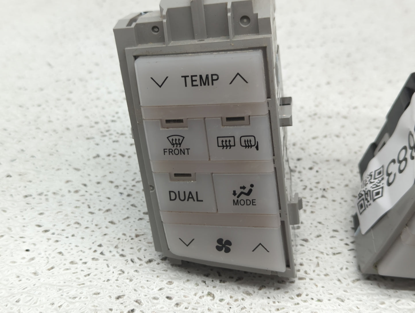 2005-2010 Toyota Avalon Climate Control Module Temperature AC/Heater Replacement P/N:55900-07160 Fits OEM Used Auto Parts - 