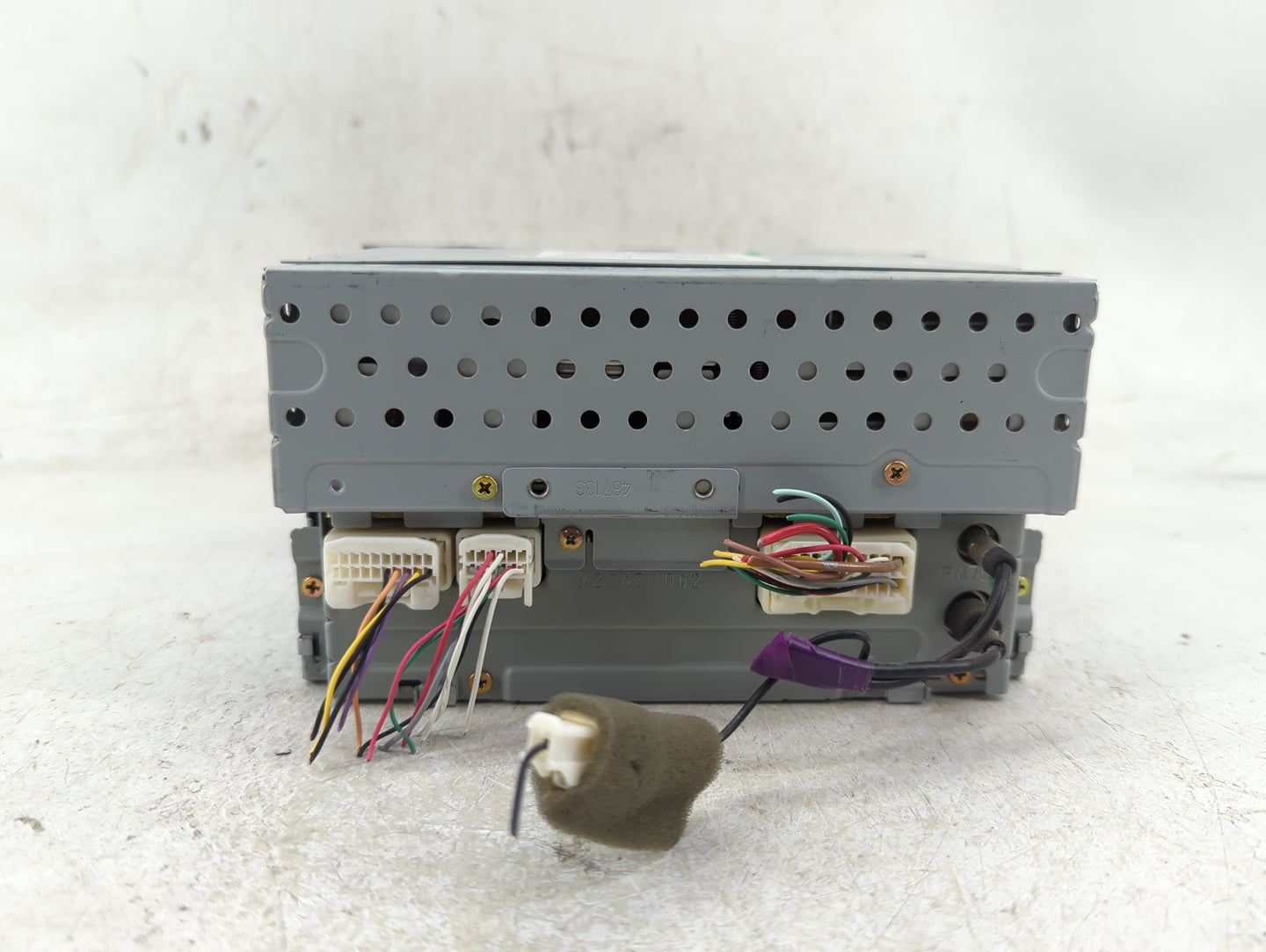 2005 Toyota Avalon Radio AM FM Cd Player Receiver Replacement P/N:86120-AC150 Fits OEM Used Auto Parts - Oemusedautoparts1.c