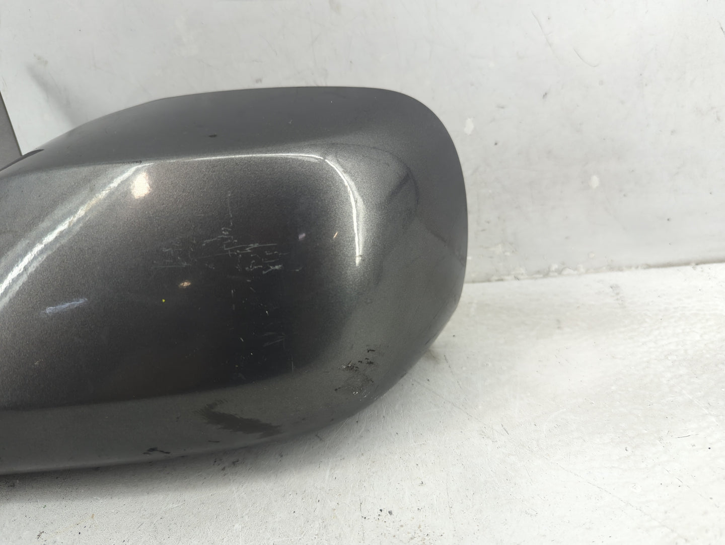 2005-2010 Toyota Avalon Driver Side View Mirror - Left Door Mirror OEM Used - Oemusedautoparts1.com