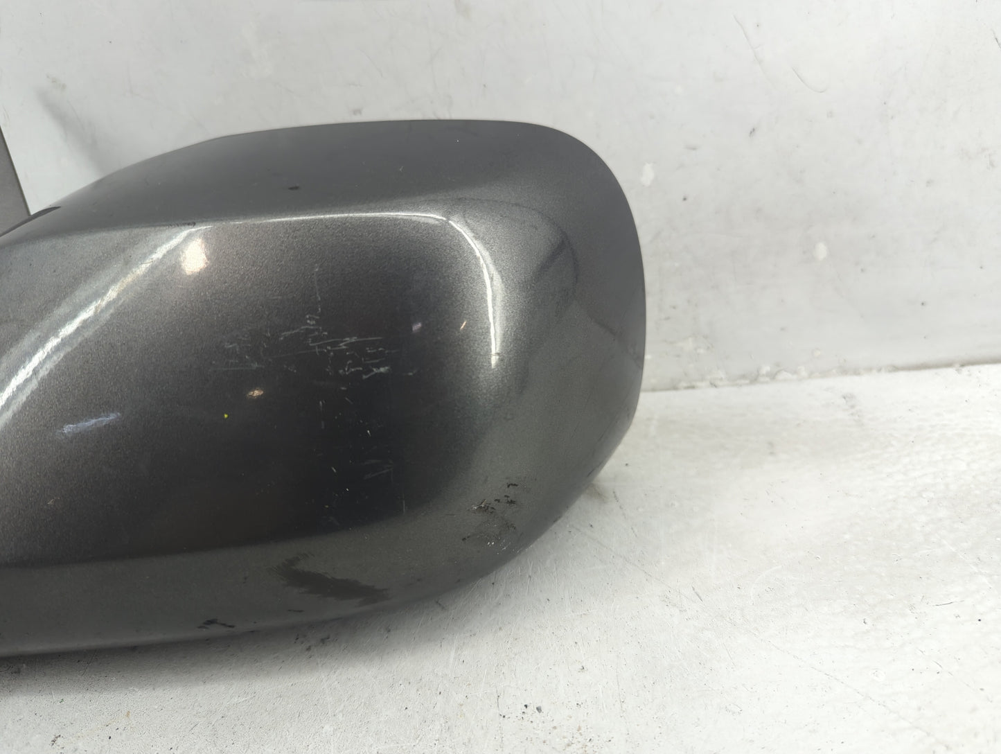 2005-2010 Toyota Avalon Driver Side View Mirror - Left Door Mirror OEM Used - Oemusedautoparts1.com