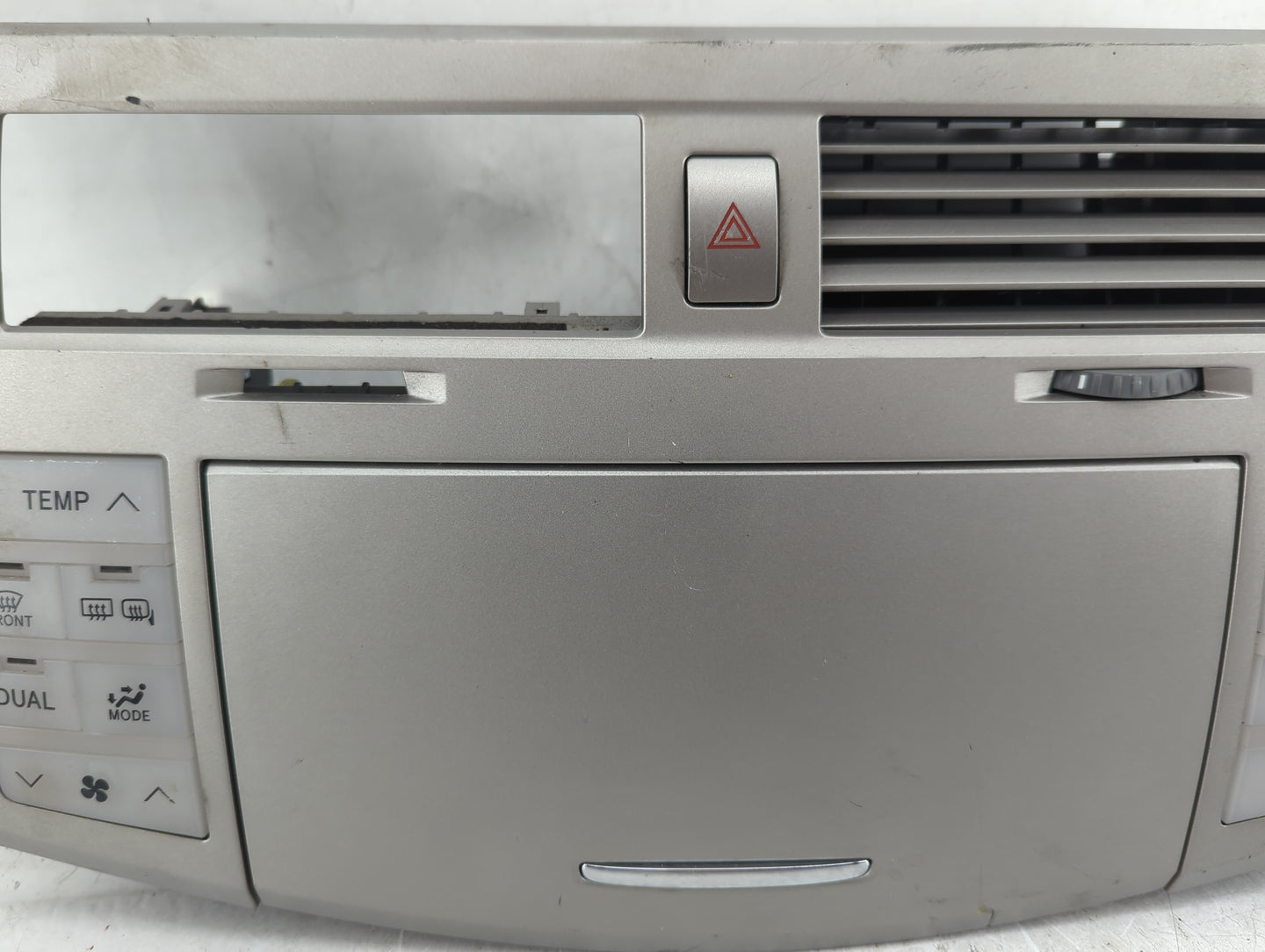 2005-2010 Toyota Avalon Climate Control Module Temperature AC/Heater Replacement P/N:MX146570-4020 55900-07160 Fits OEM Used