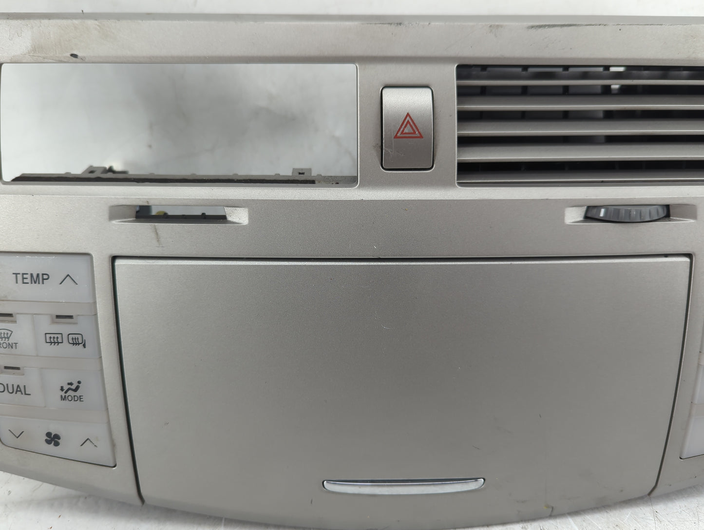 2005-2010 Toyota Avalon Climate Control Module Temperature AC/Heater Replacement P/N:MX146570-4020 55900-07160 Fits OEM Used