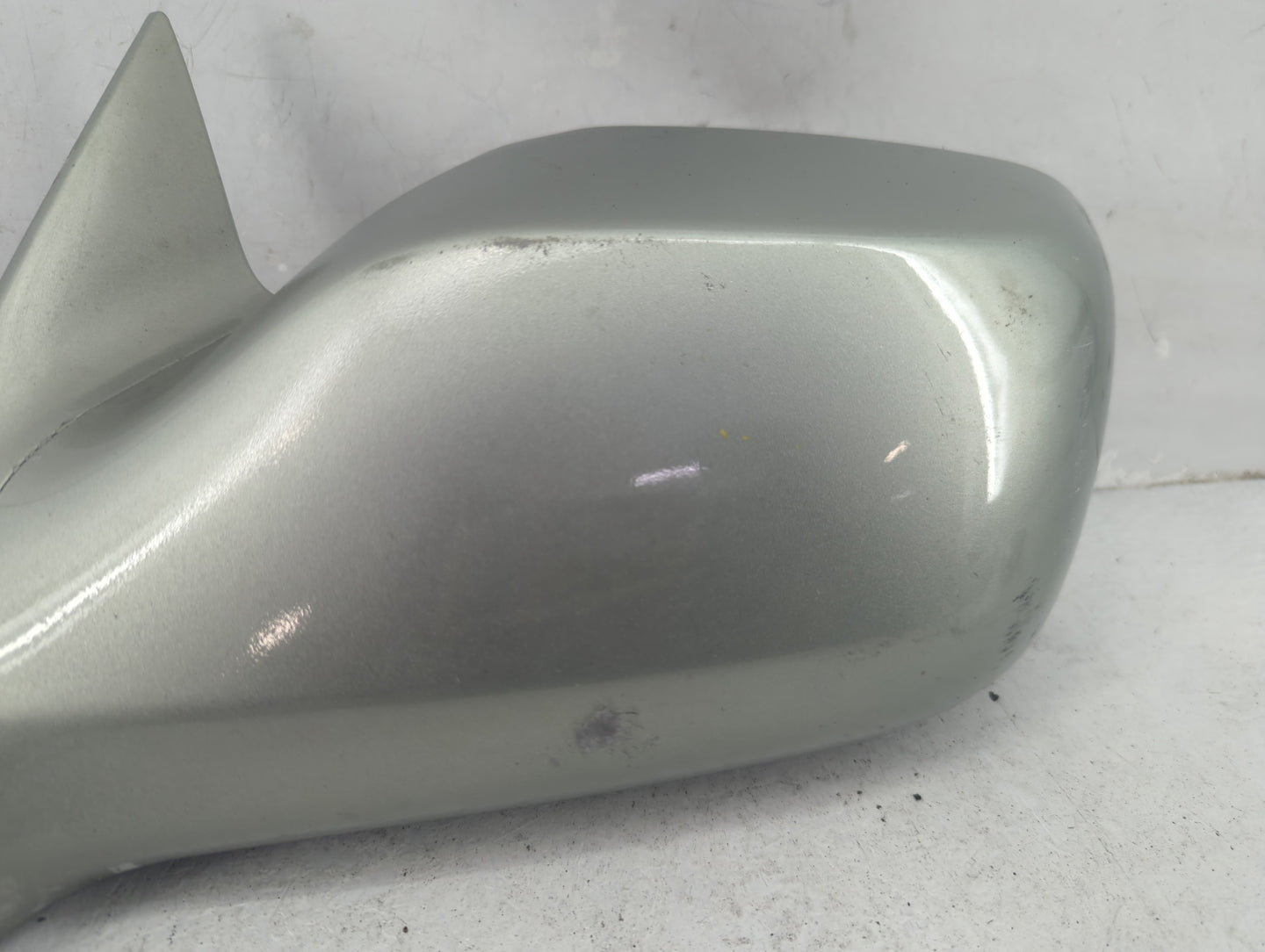 2005-2010 Toyota Avalon Driver Side View Mirror - Left Door Mirror OEM Used - Oemusedautoparts1.com