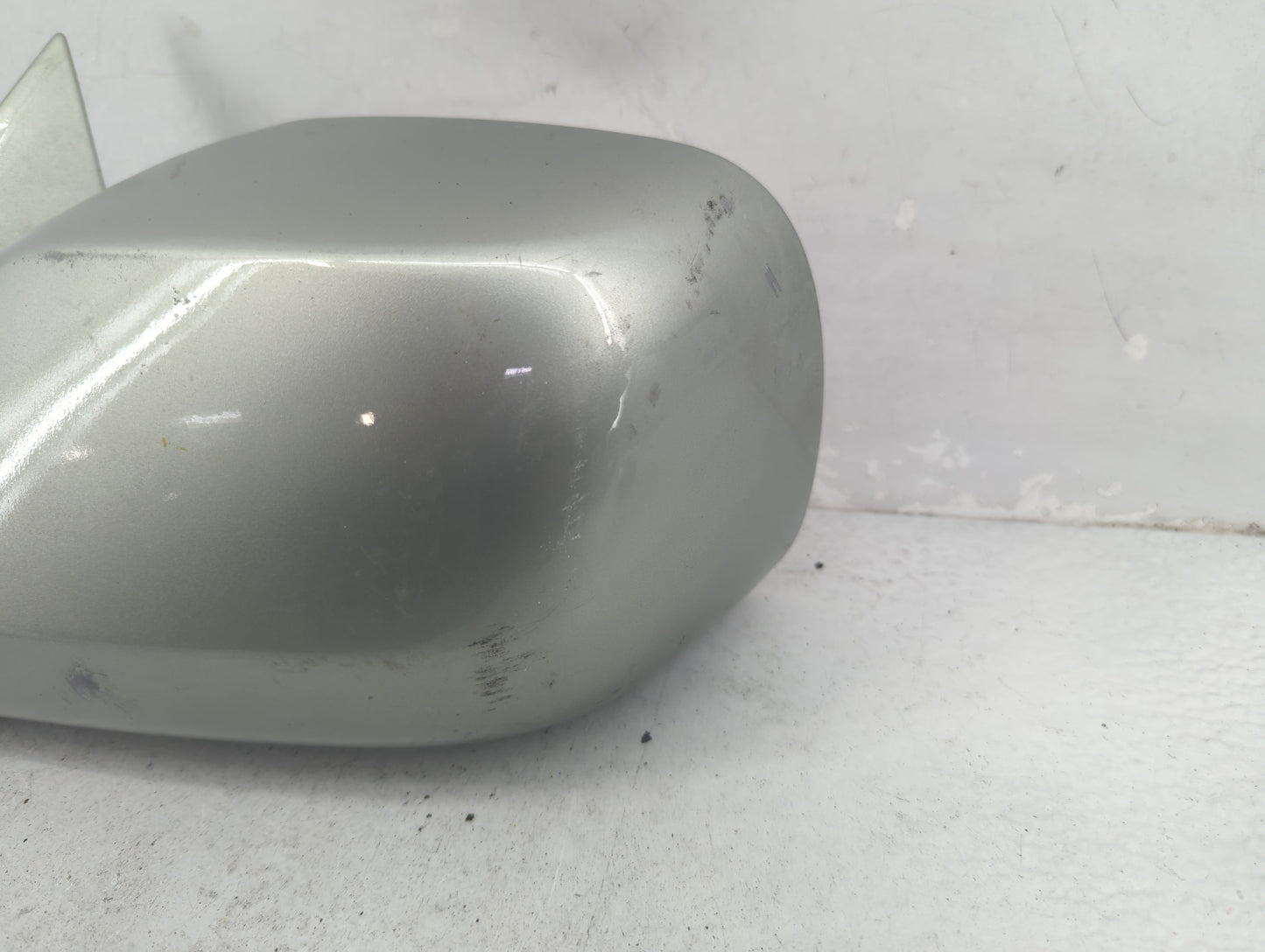 2005-2010 Toyota Avalon Driver Side View Mirror - Left Door Mirror OEM Used - Oemusedautoparts1.com