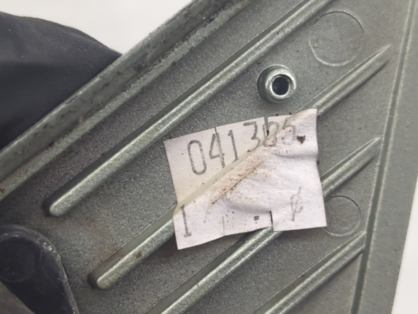 2005-2010 Toyota Avalon Driver Side View Mirror - Left Door Mirror OEM Used - Oemusedautoparts1.com