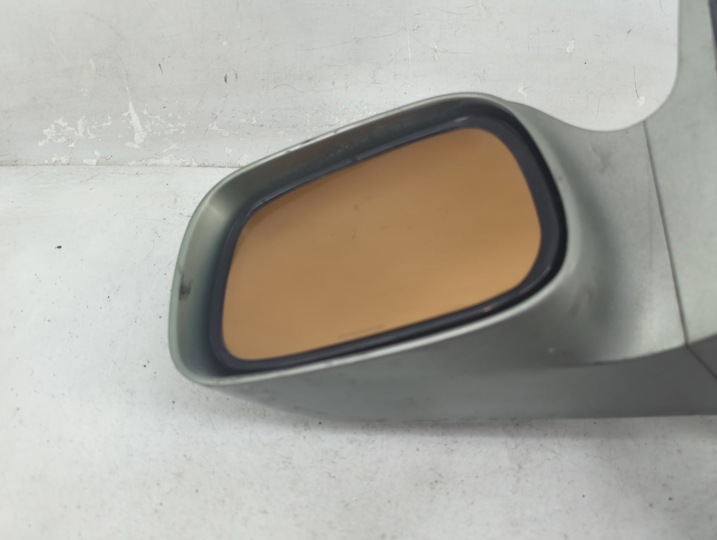 2005-2010 Toyota Avalon Driver Side View Mirror - Left Door Mirror OEM Used - Oemusedautoparts1.com