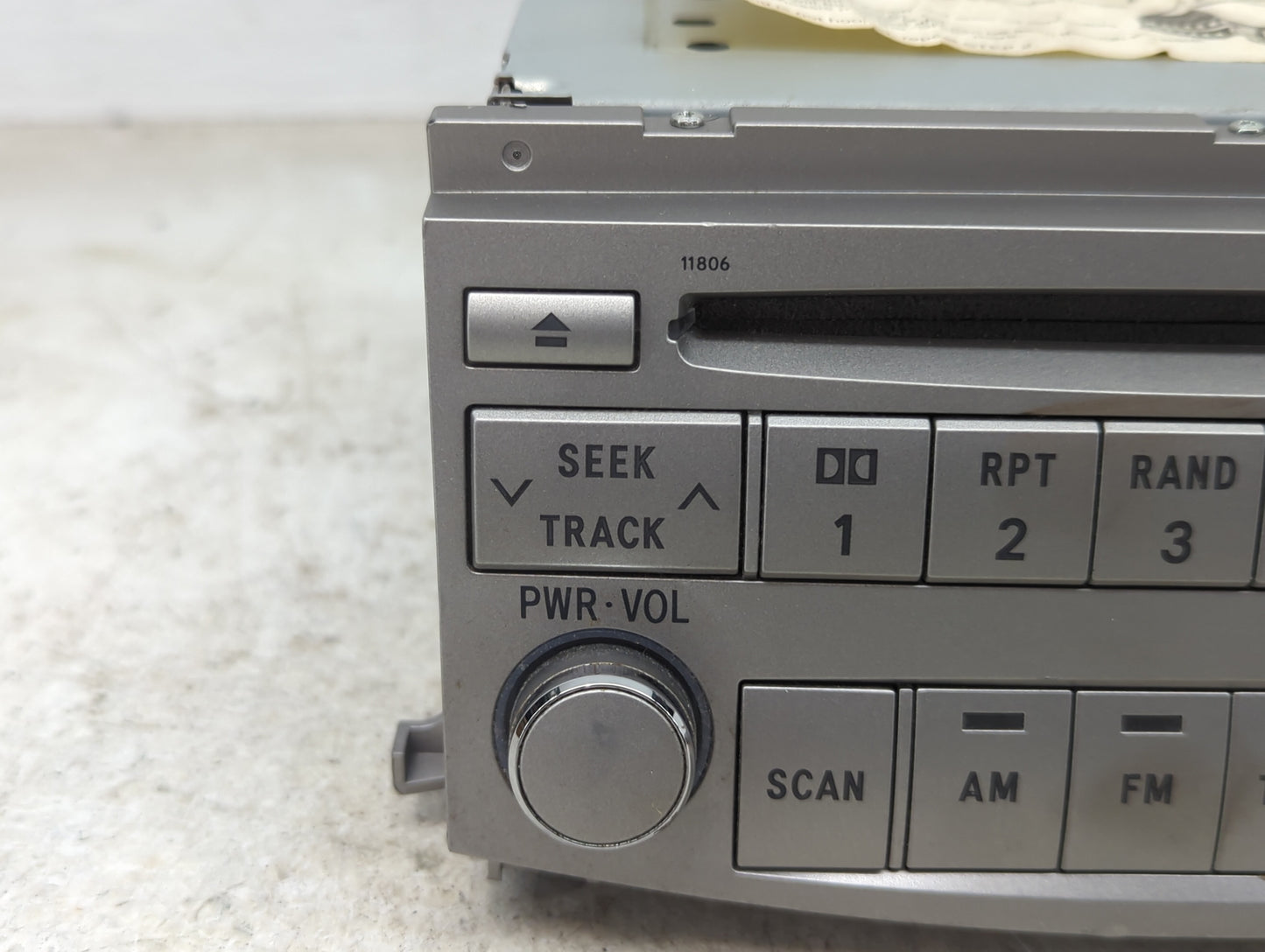 2005-2007 Toyota Avalon Radio AM FM Cd Player Receiver Replacement P/N:86120-AC140 122000-69400101 Fits Fits 2005 2006 2007 